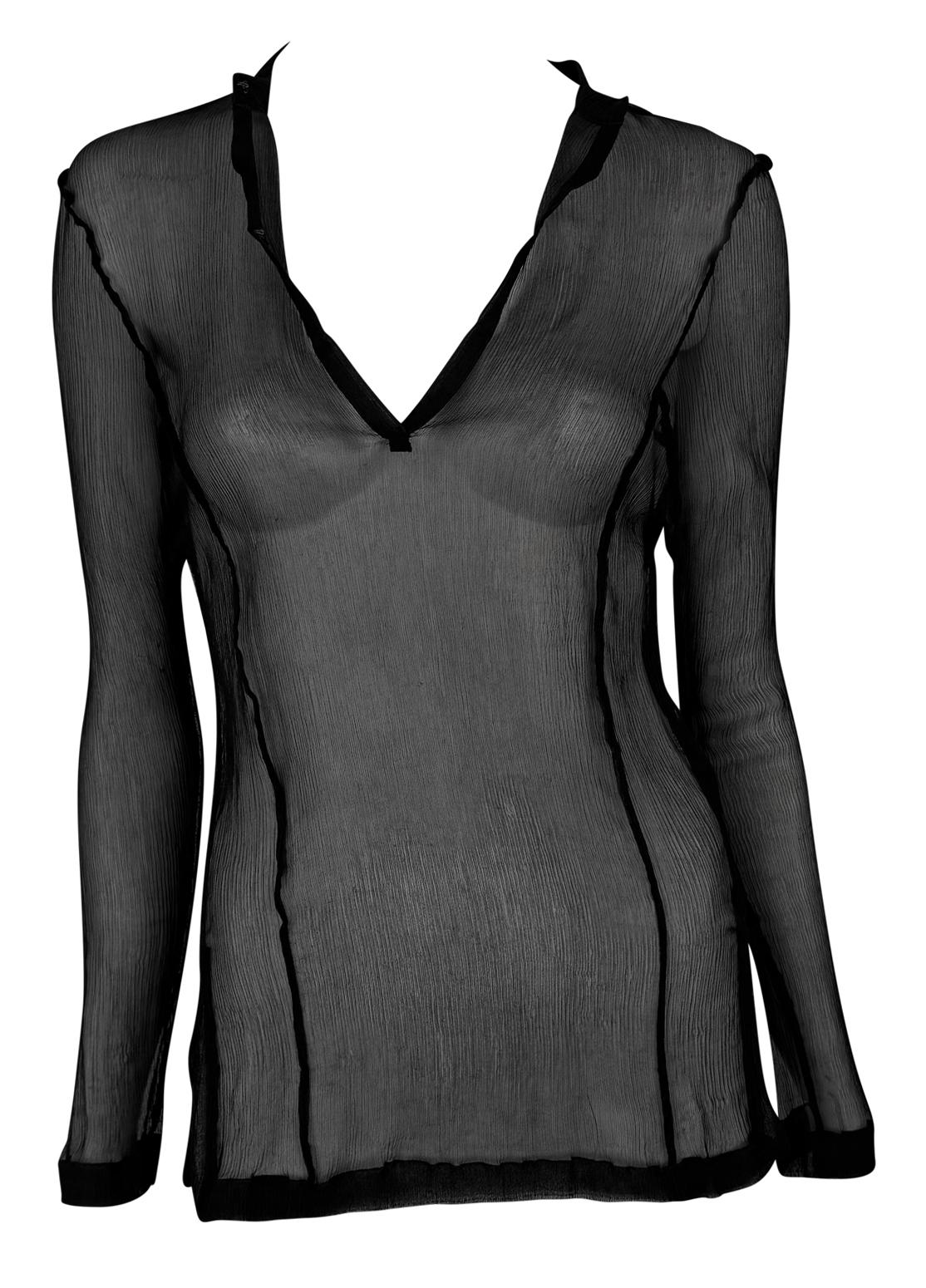 A/I 2002 Calvin Klein: camicetta a tunica nera, trasparente e scollata. In condizioni ottime in vendita a West Hollywood, CA