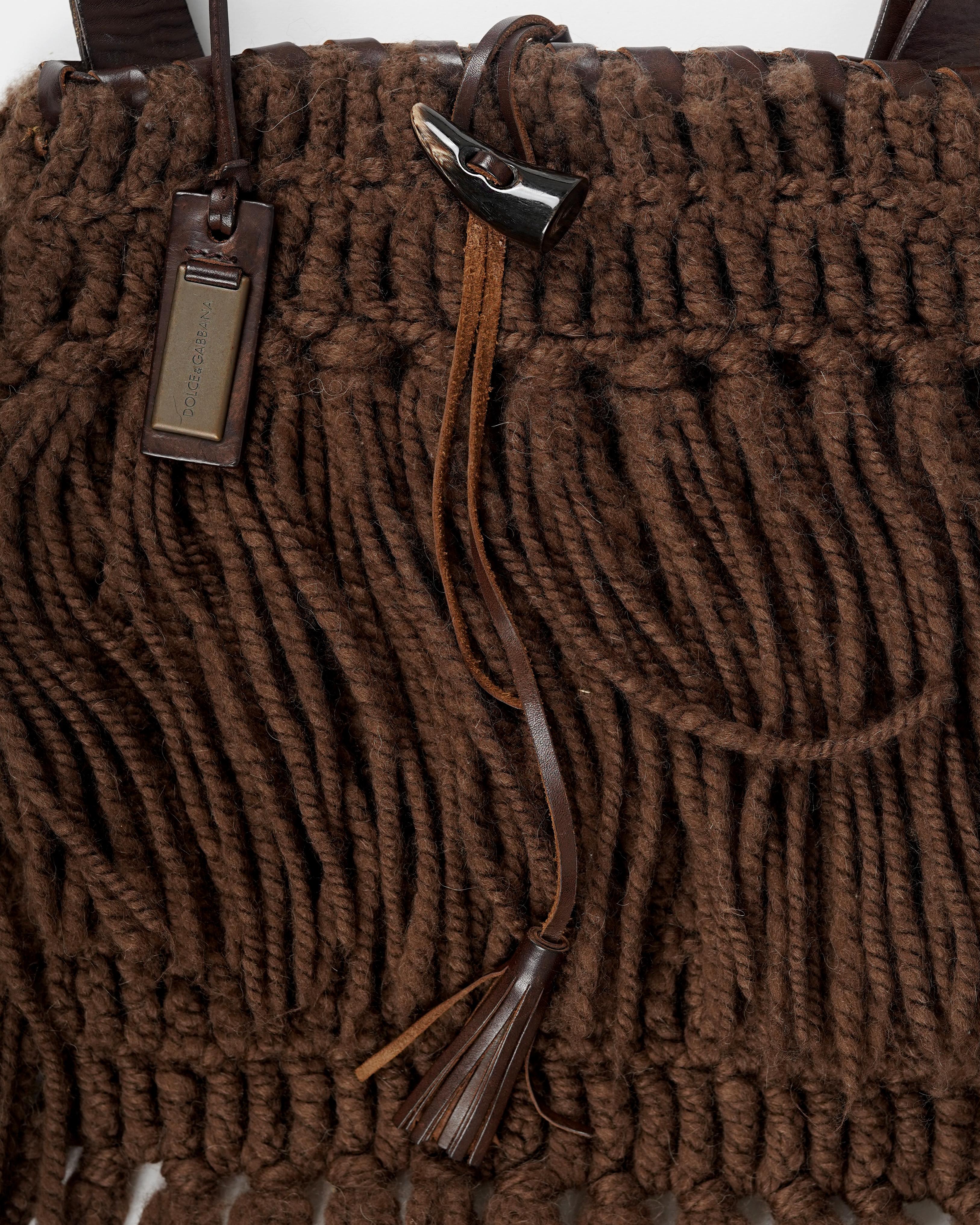 F/W 2002 Dolce&Gabbana Runway Brown Fringe Crossbody Bag In Good Condition For Sale In Berlin, DE