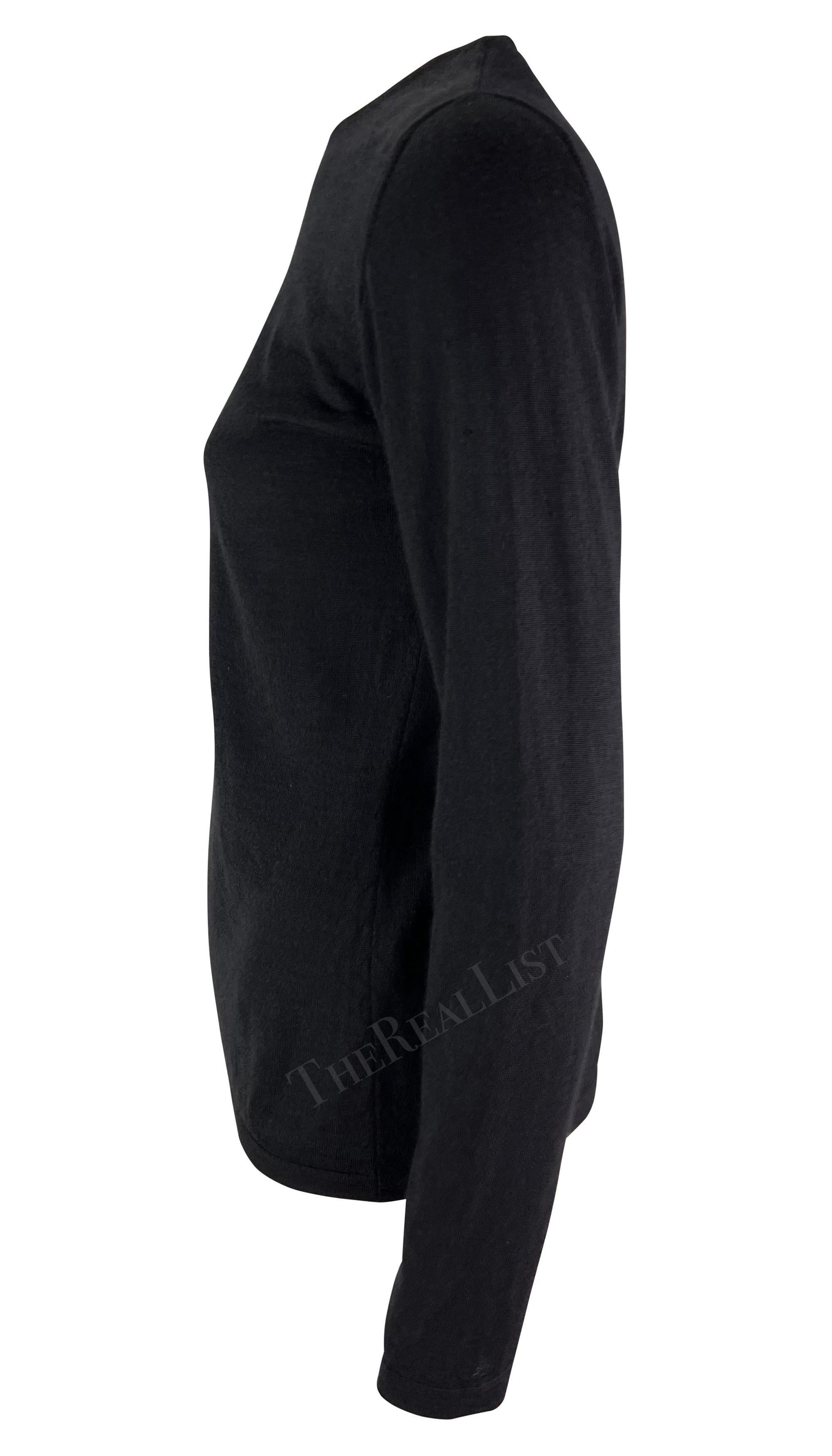 F/W 2002 Gianni Versace by Donatella Schwarzer Pailletten-Strickpullover 'V' mit Monogramm 'V' Damen im Angebot