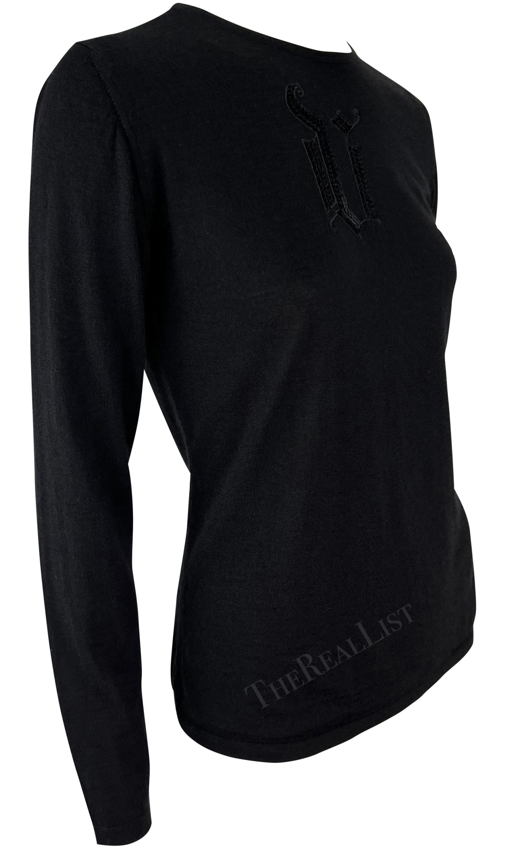 F/W 2002 Gianni Versace by Donatella Schwarzer Pailletten-Strickpullover 'V' mit Monogramm 'V' im Angebot 4