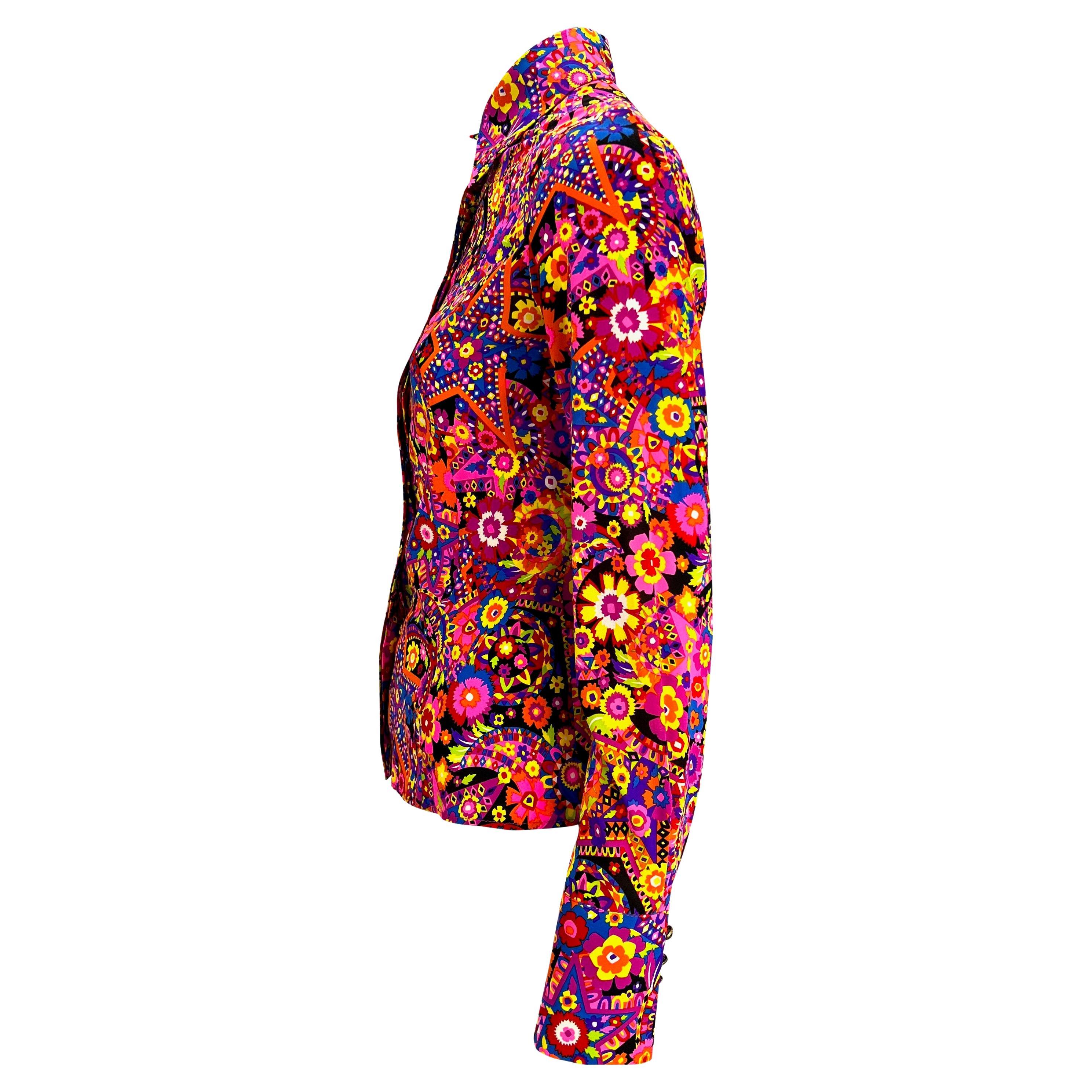 F/W 2002 Gianni Versace by Donatella Rosa Psychedelic Seidenmischung Knopfleiste-Top  (Pink) im Angebot