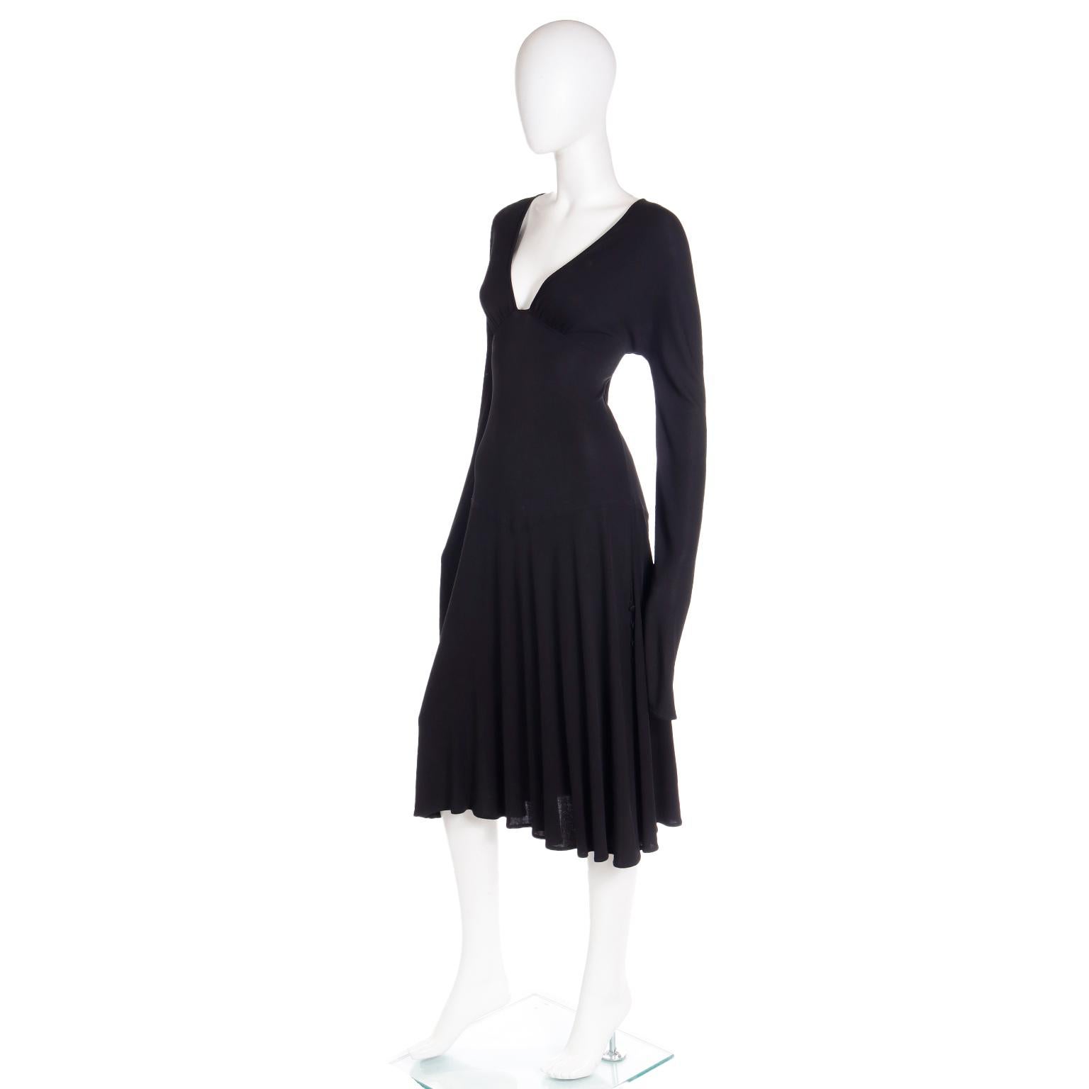 F/W 2002 Gianni Versace Vintage Black Low Plunge Evening Dress Runway Documented For Sale 3