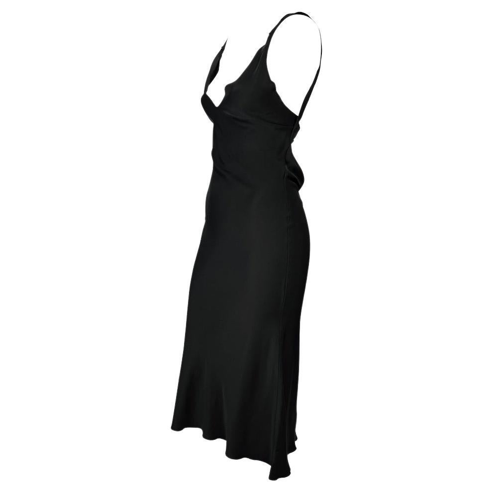 F/W 2002 Gucci by Tom Ford Backless Black Silk Satin Lace Up Dress  In Good Condition For Sale In West Hollywood, CA