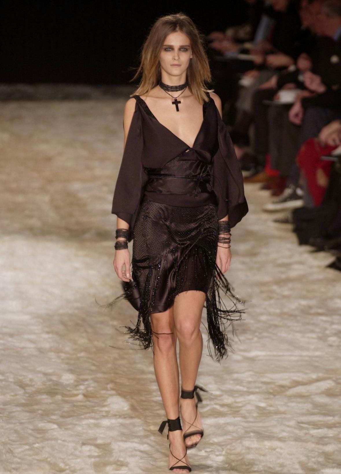 F/W 2002 Gucci by Tom Ford Beaded Fringe Overlay Black Satin Plunging Gown In Excellent Condition For Sale In West Hollywood, CA
