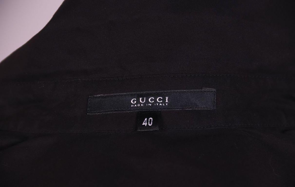 A/I 2002 Gucci by Tom Ford camicetta in cotone con cintura Obi in pelle nera in vendita 3