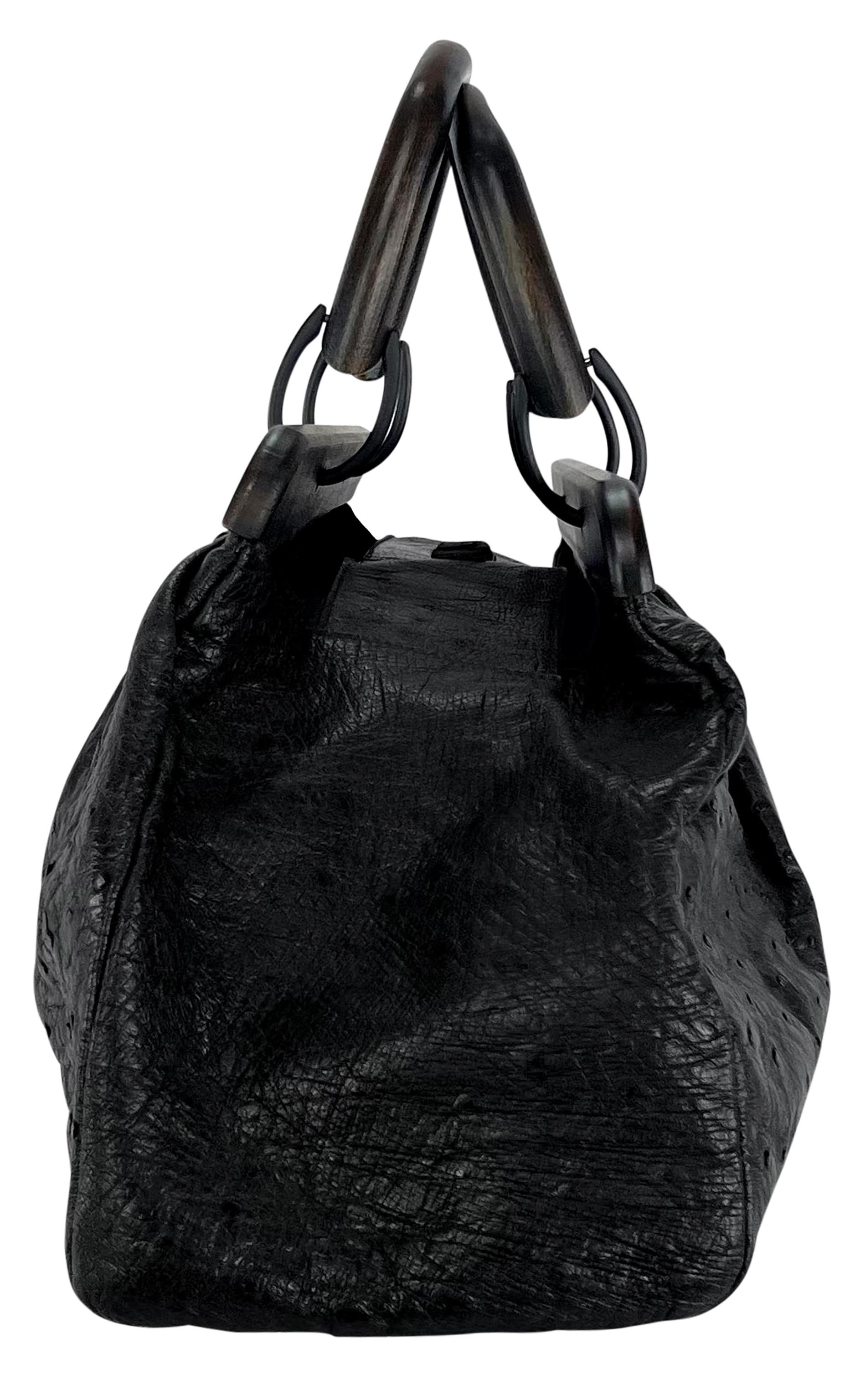 Women's F/W 2002 Gucci by Tom Ford Extra-Large Ostrich Skin Wood Handled Tote Bag For Sale