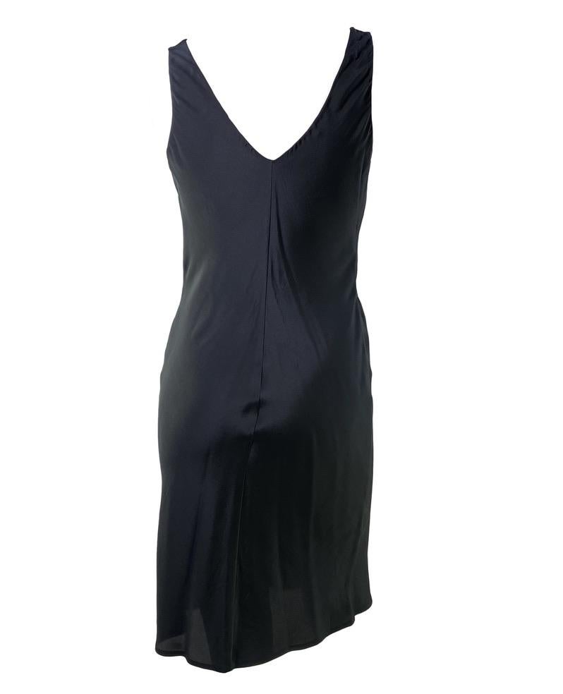 Women's F/W 2002 Gucci by Tom Ford Front Tie Black Silk Dress For Sale