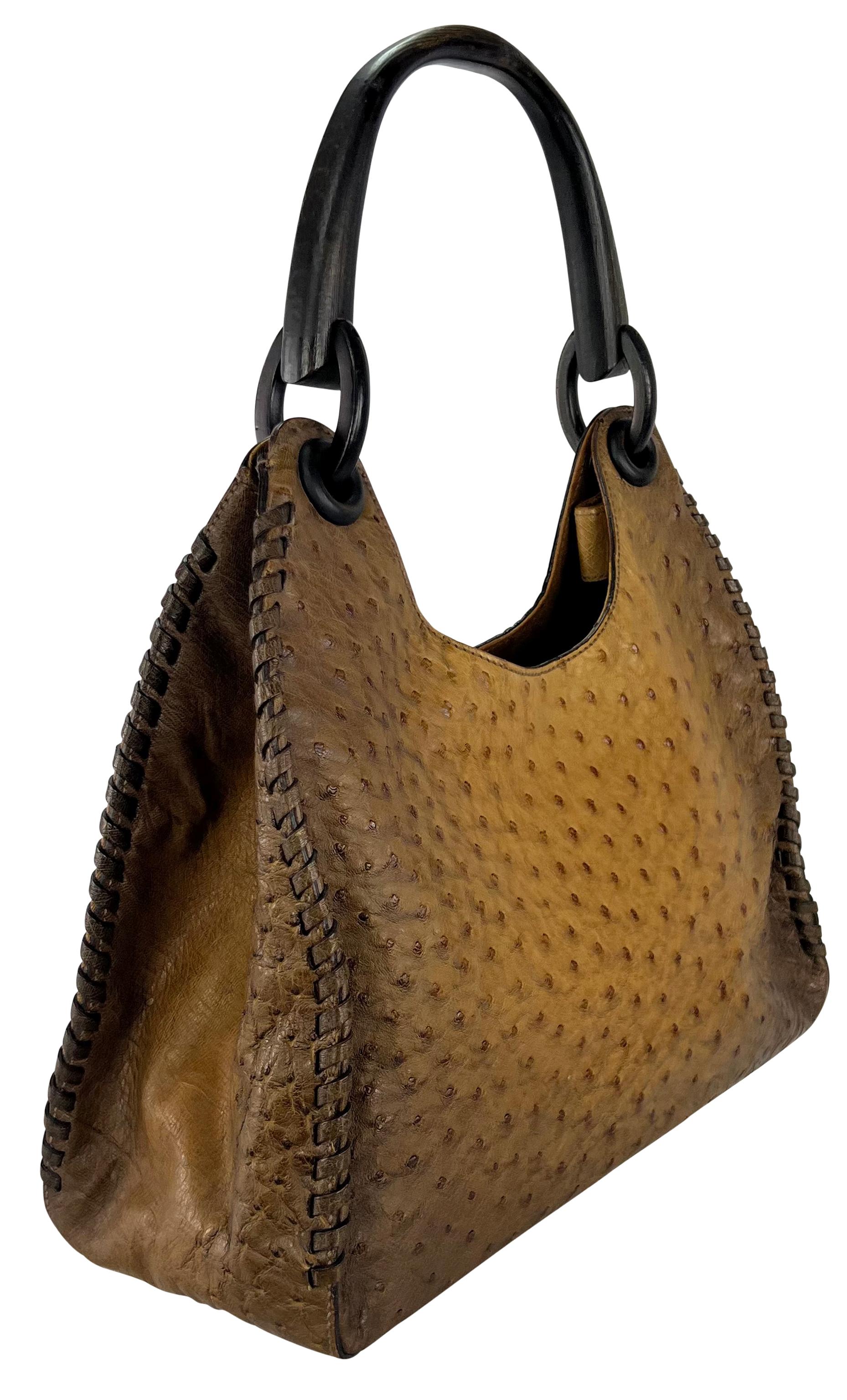 F/W 2002 Gucci by Tom Ford Genuine Ostrich Leather Wood Top Handle Tan Bag In Excellent Condition In West Hollywood, CA