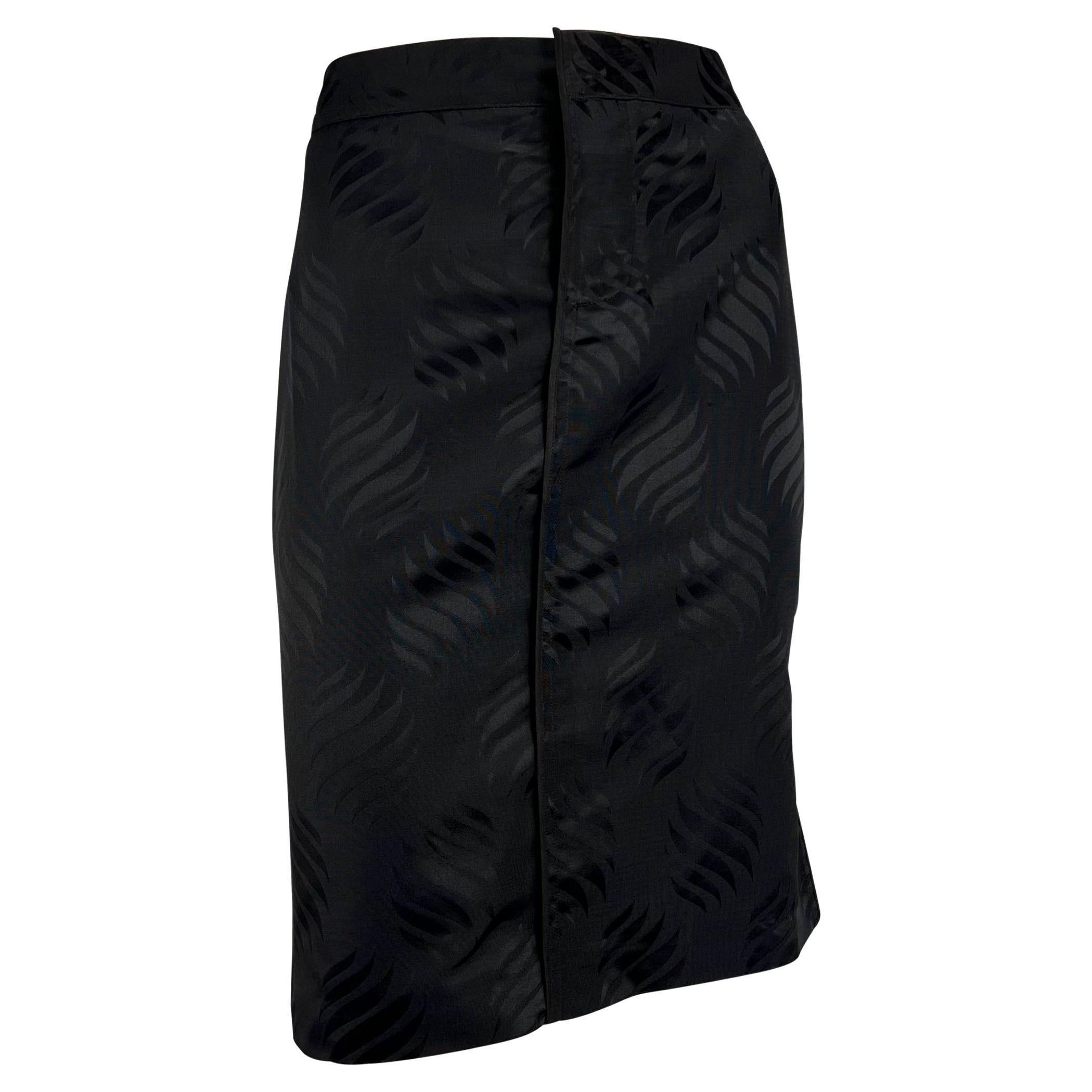 Black F/W 2002 Gucci by Tom Ford Navy Silk Buckle Skirt For Sale
