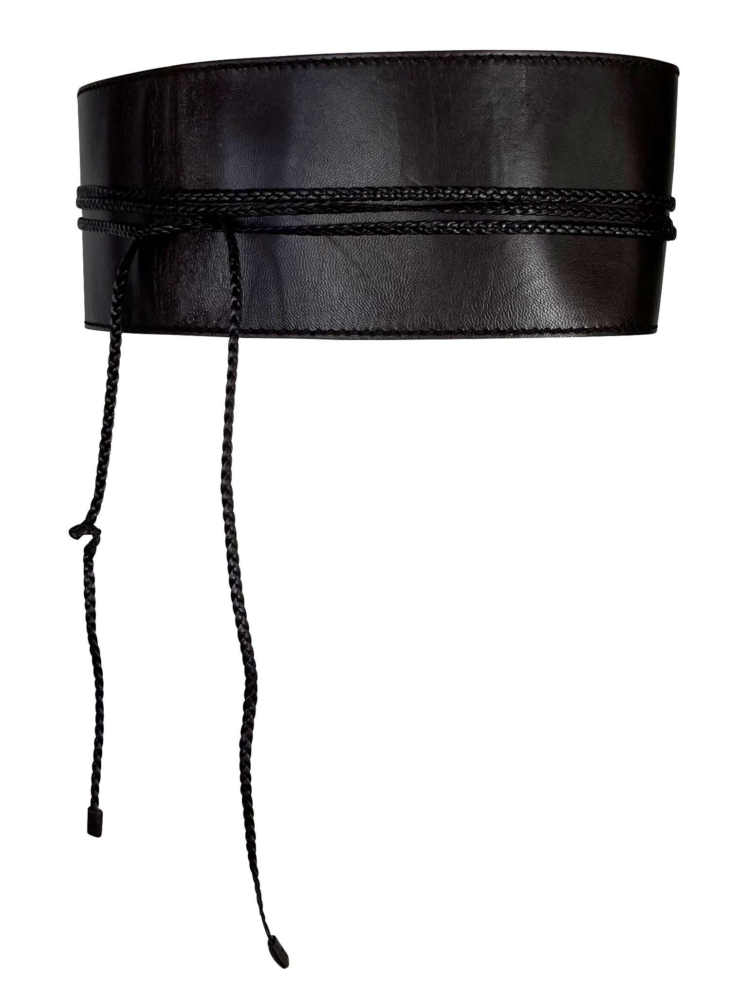 F/W 2002 Gucci by Tom Ford Laufsteg Ad Obi geflochtener Ledergürtel mit breiter Wickeltaille und breiter Taille (Schwarz) im Angebot