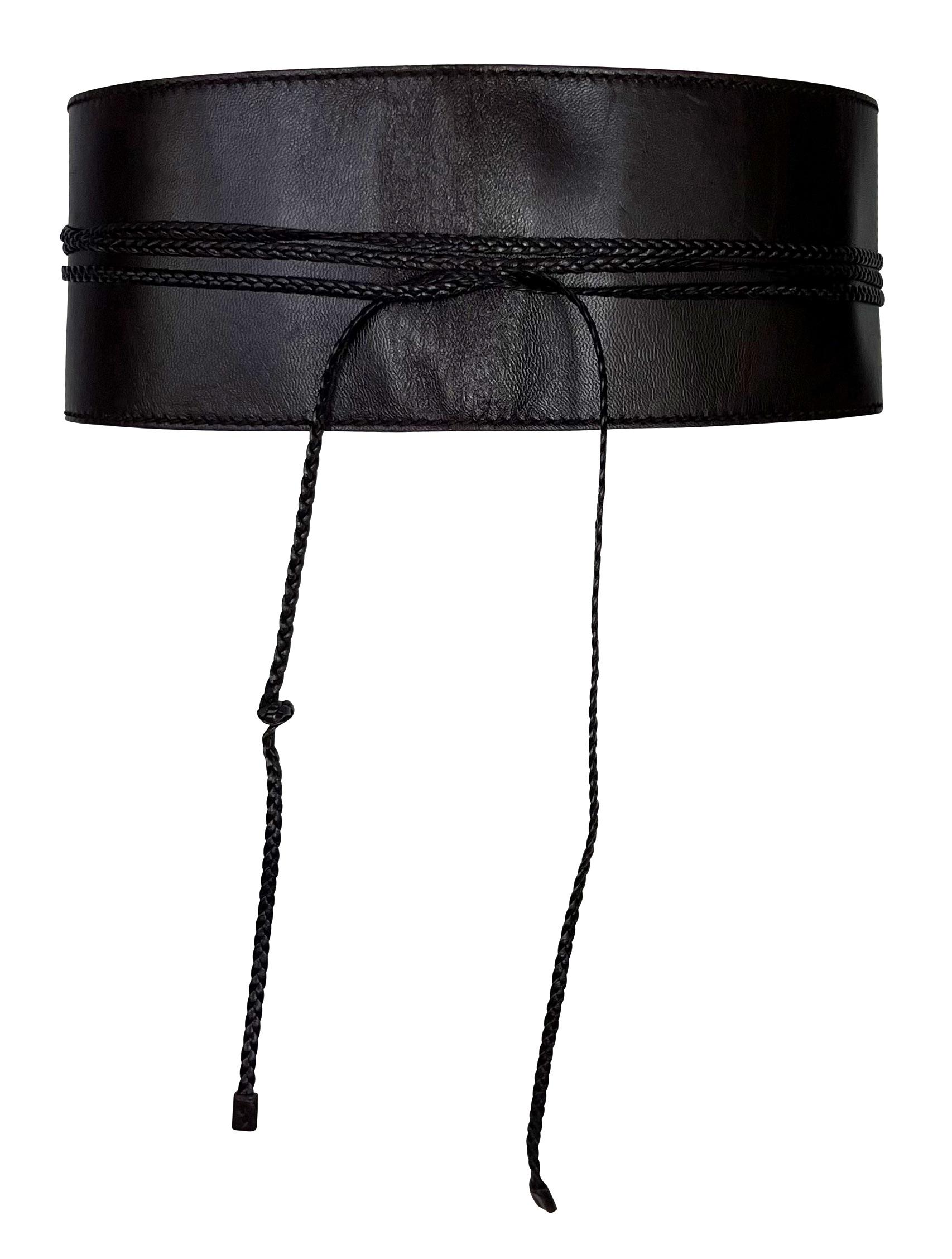 F/W 2002 Gucci by Tom Ford Laufsteg Ad Obi geflochtener Ledergürtel mit breiter Wickeltaille und breiter Taille im Angebot 3