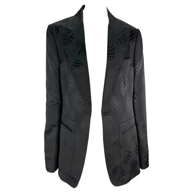 Blazer in seta jacquard viola da passerella Gucci by Tom Ford A/I 2002