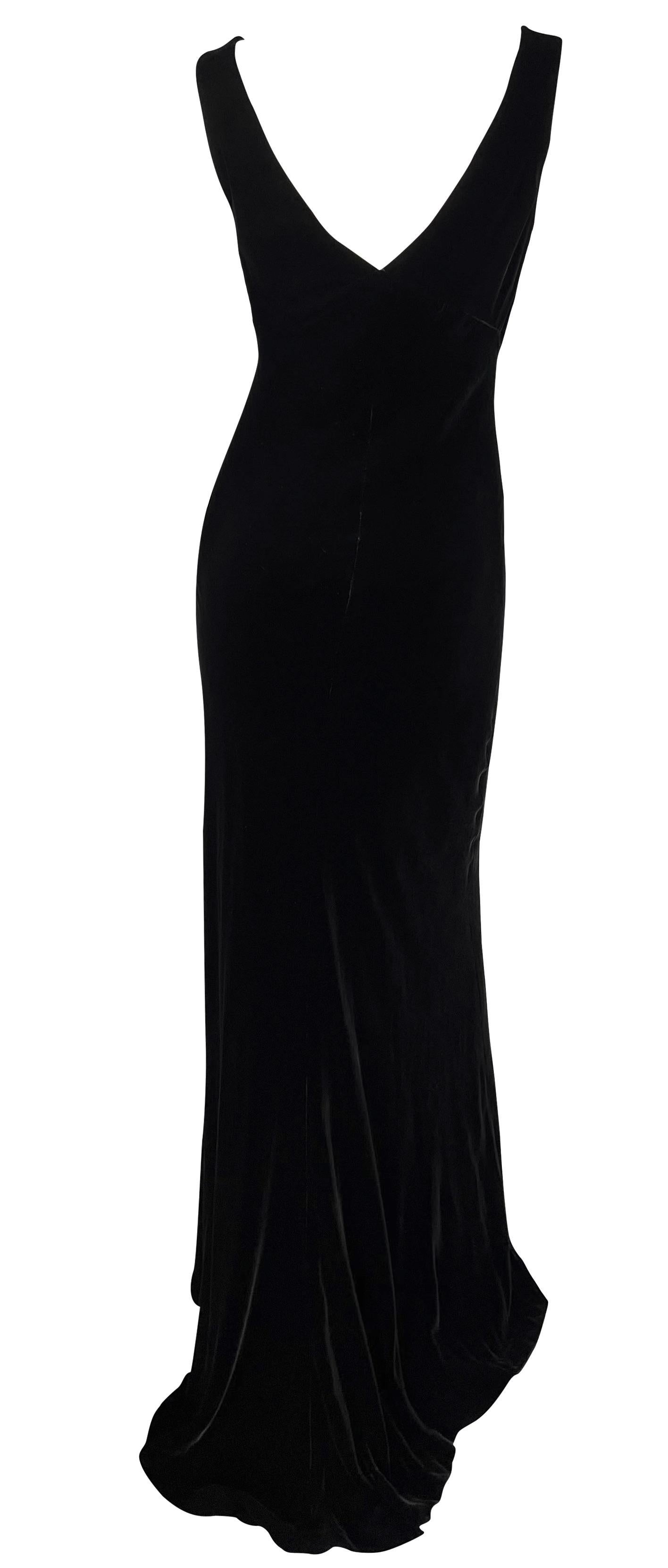 F/W 2002 Ralph Lauren Runway Plunging V Neckline Black Velvet Sleeveless Gown For Sale 3