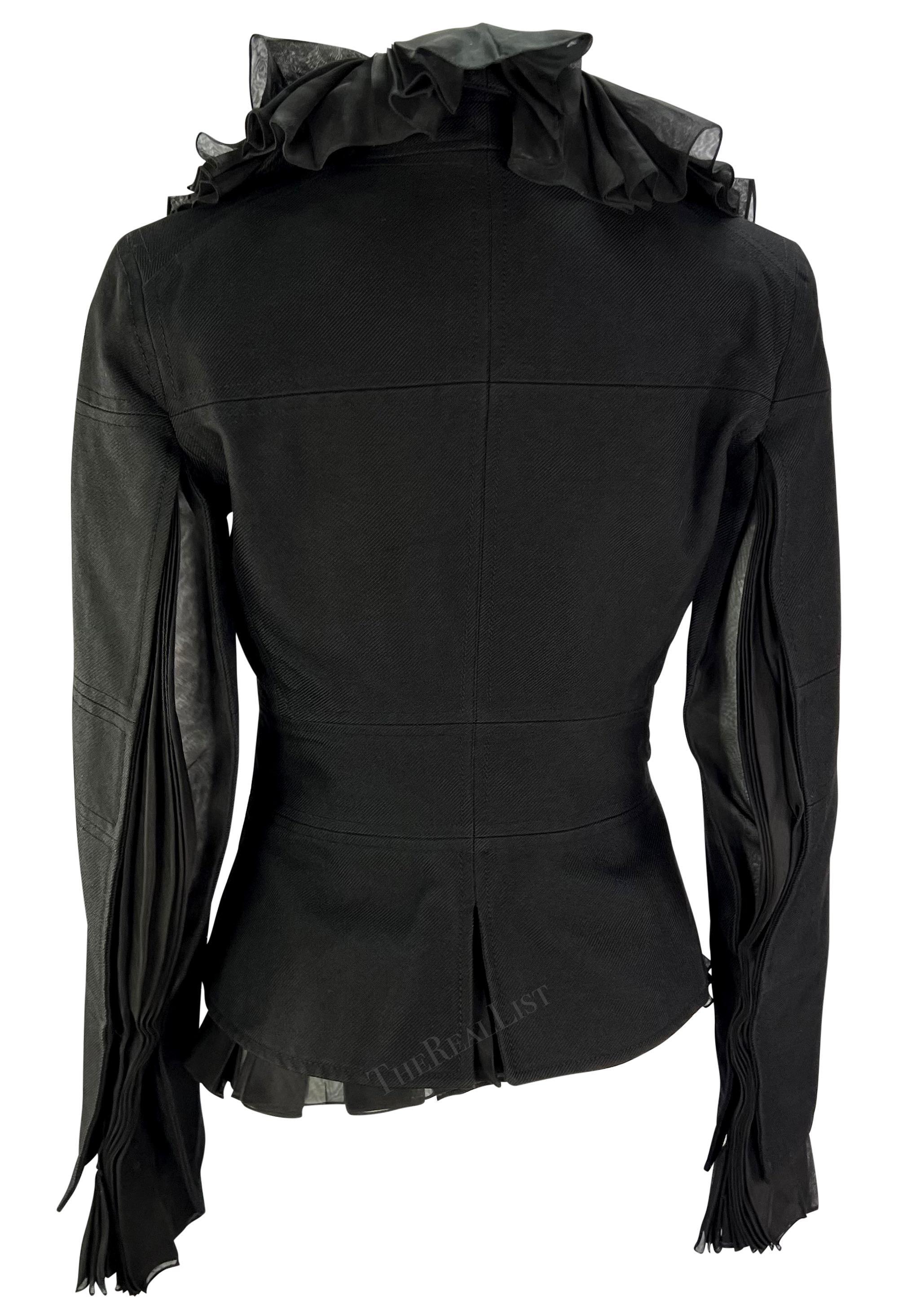 F/W 2002 Yves Saint Laurent by Tom Ford Schwarzer Laufsteg-Blazer mit Rüschen im Angebot 6