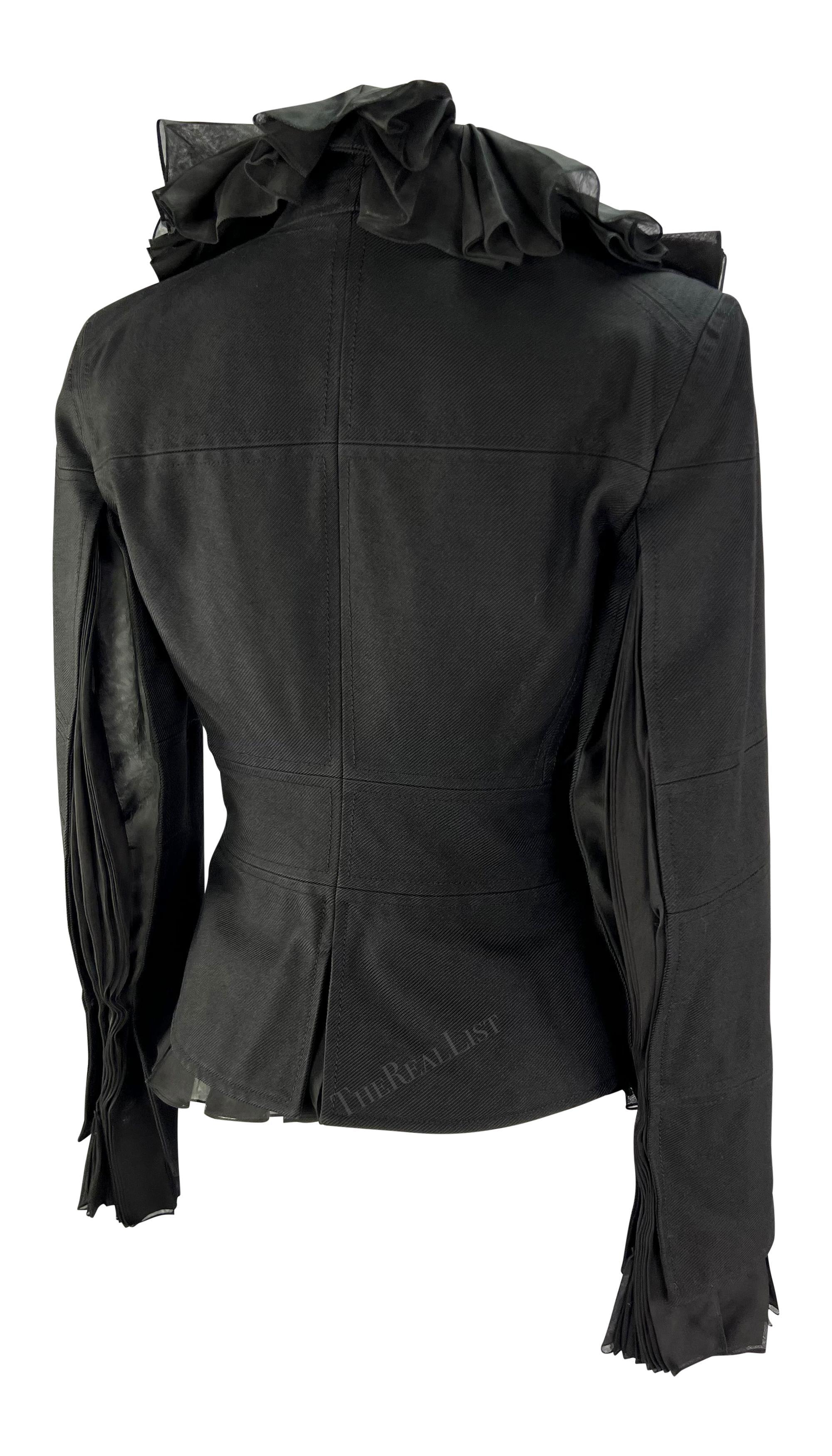 F/W 2002 Yves Saint Laurent by Tom Ford Schwarzer Laufsteg-Blazer mit Rüschen im Angebot 7