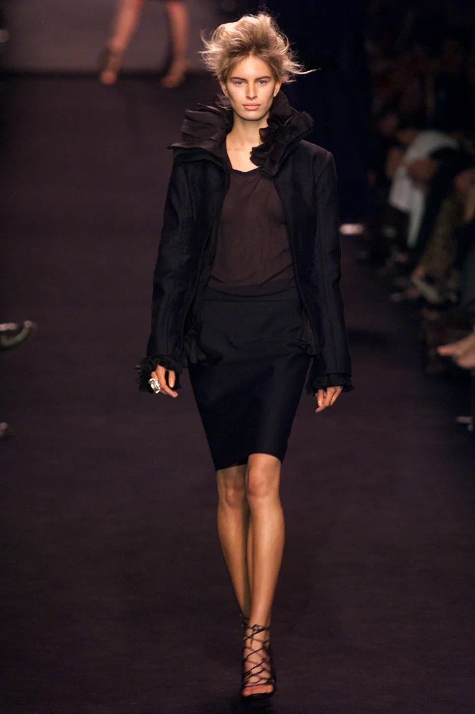 F/W 2002 Yves Saint Laurent by Tom Ford Black Ruffle Runway Blazer In Excellent Condition For Sale In West Hollywood, CA