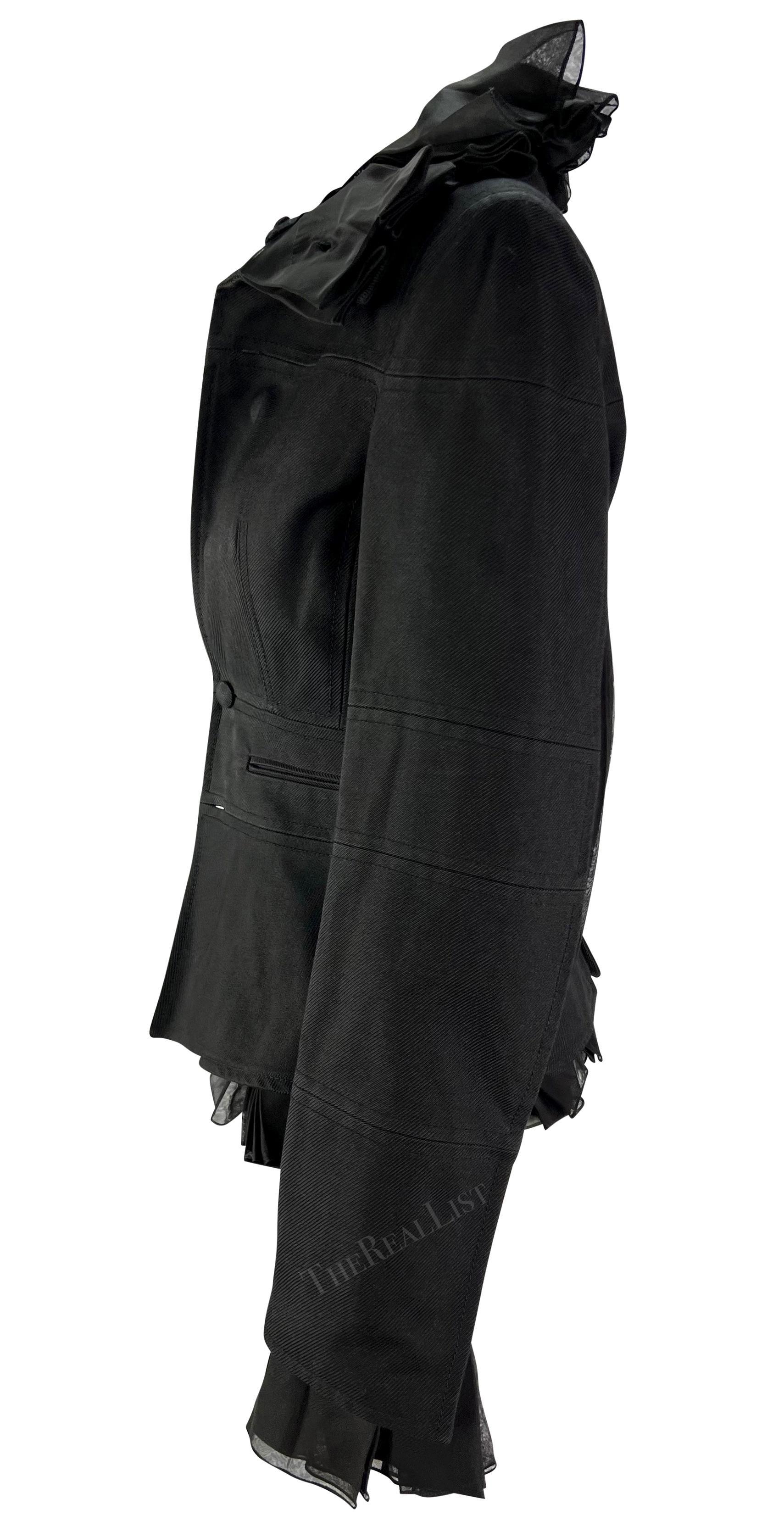 F/W 2002 Yves Saint Laurent by Tom Ford Schwarzer Laufsteg-Blazer mit Rüschen im Angebot 5