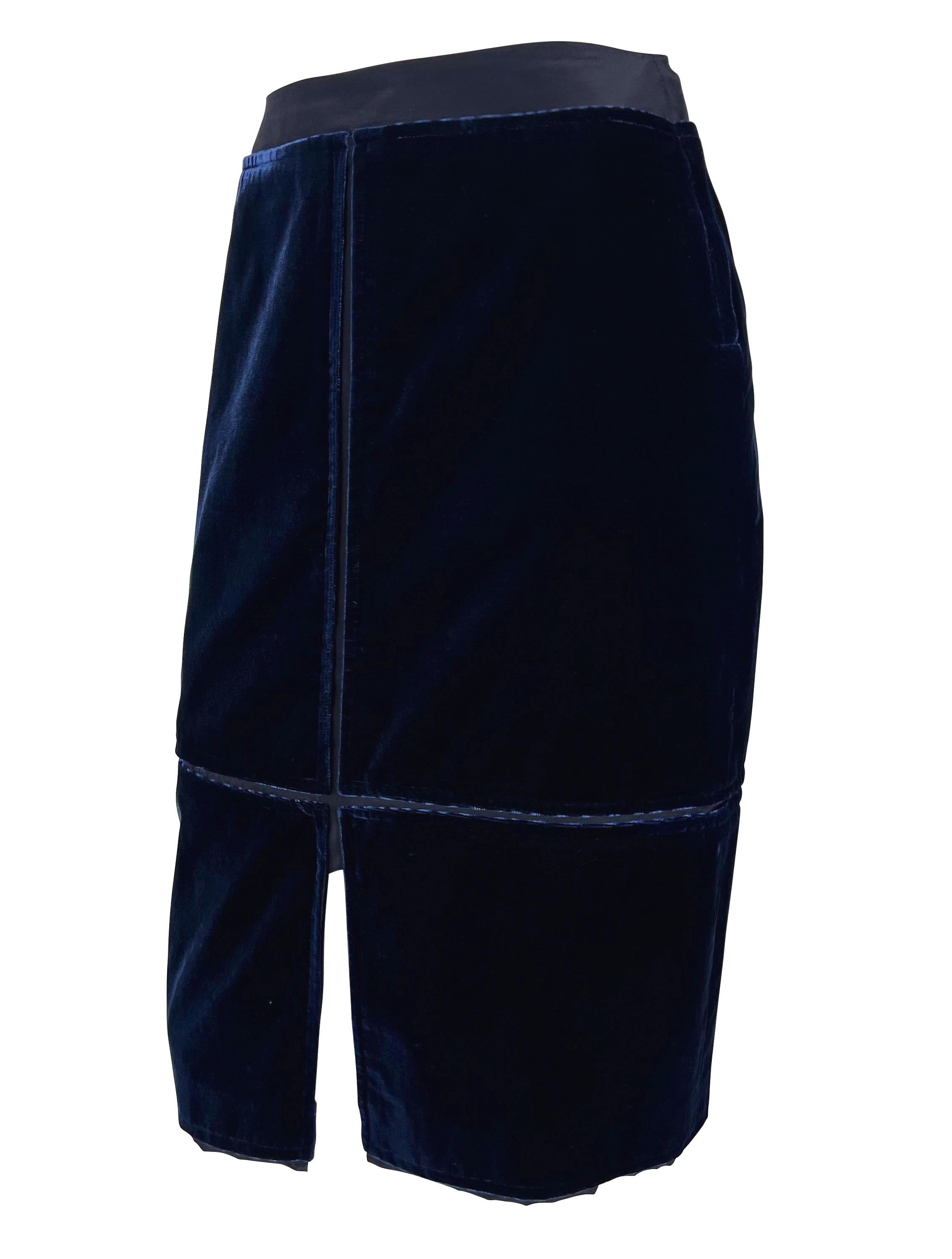 Black F/W 2002 Yves Saint Laurent by Tom Ford Blue Velvet Panel Pencil Skirt For Sale