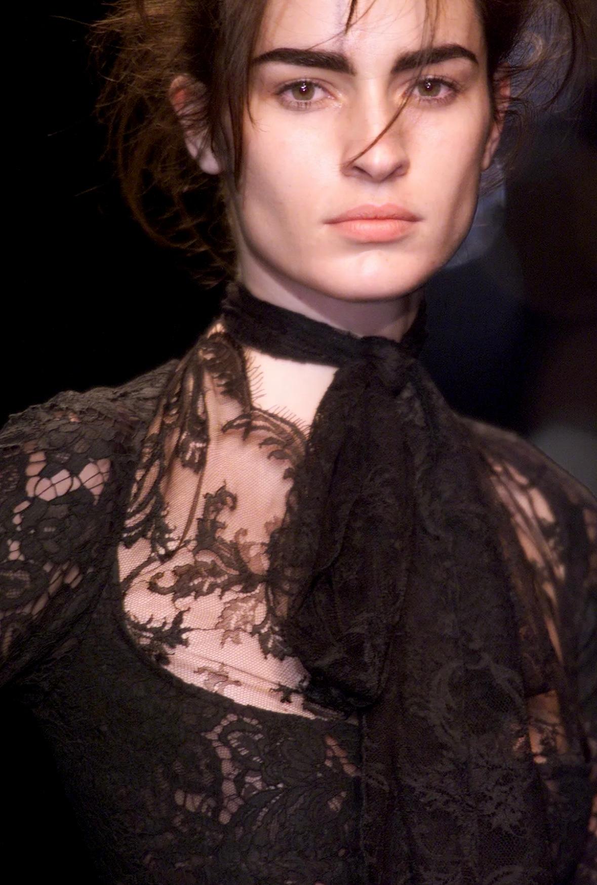 F/W 2002 Yves Saint Laurent by Tom Ford Runway Semi Sheer Black Lace Poet Dress In Excellent Condition In West Hollywood, CA