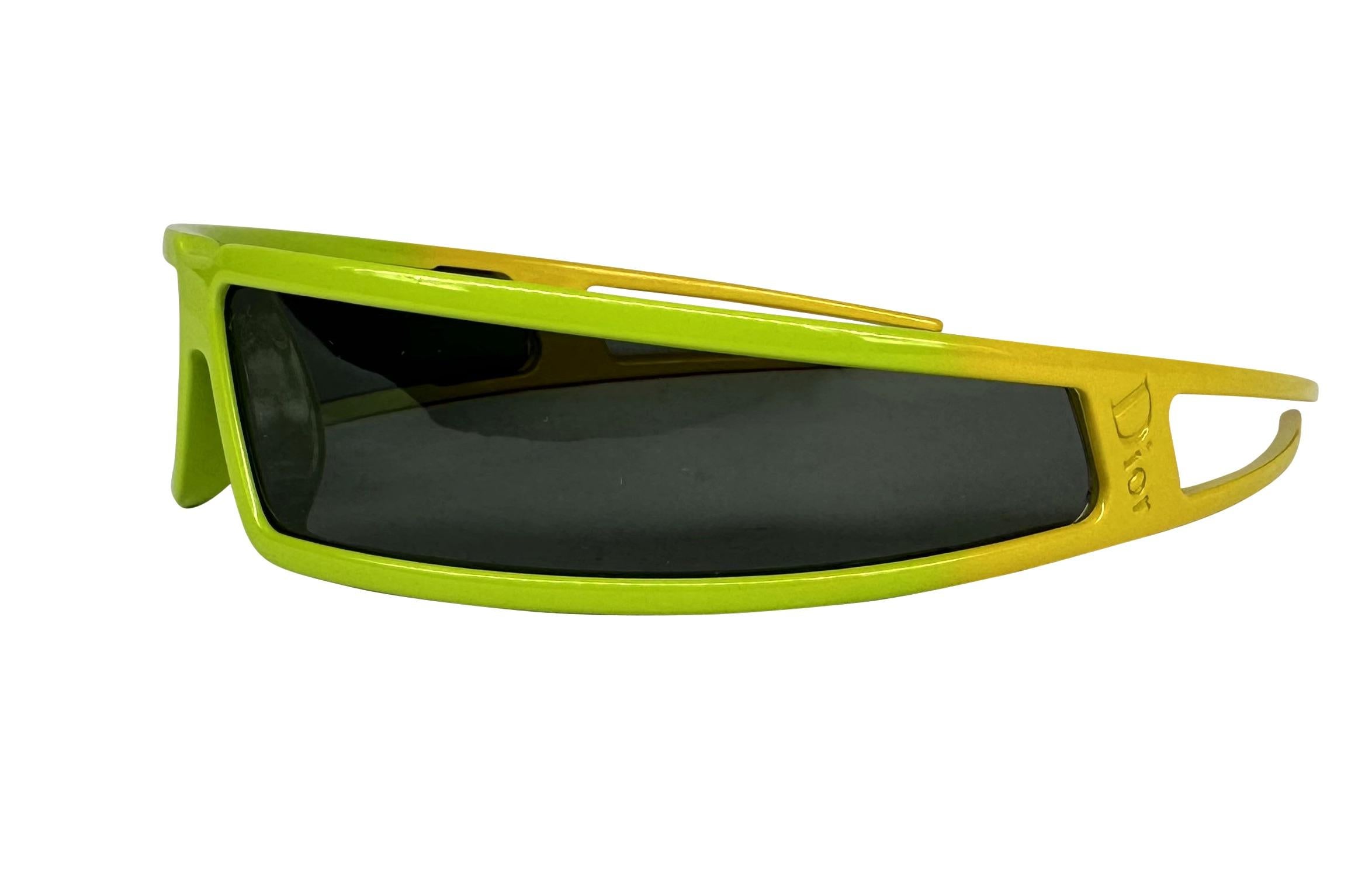 F/W 2003 Christian Dior by John Galliano Green Yellow Wrap Bandage Sunglasses In Excellent Condition For Sale In West Hollywood, CA
