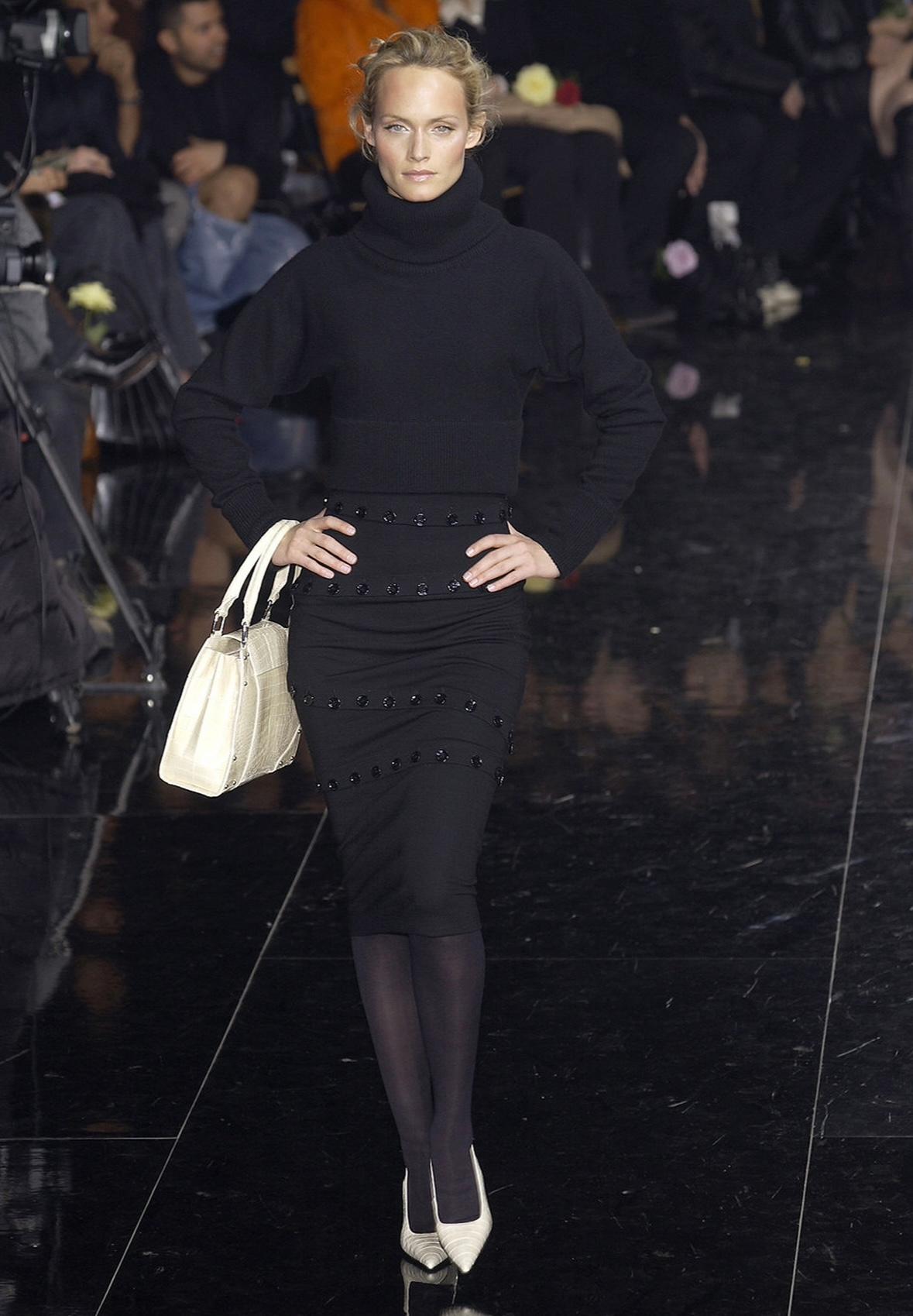 De las mujeres F/W 2003 Dolce & Gabbana Falda Bodycon Transformable con Botones en venta