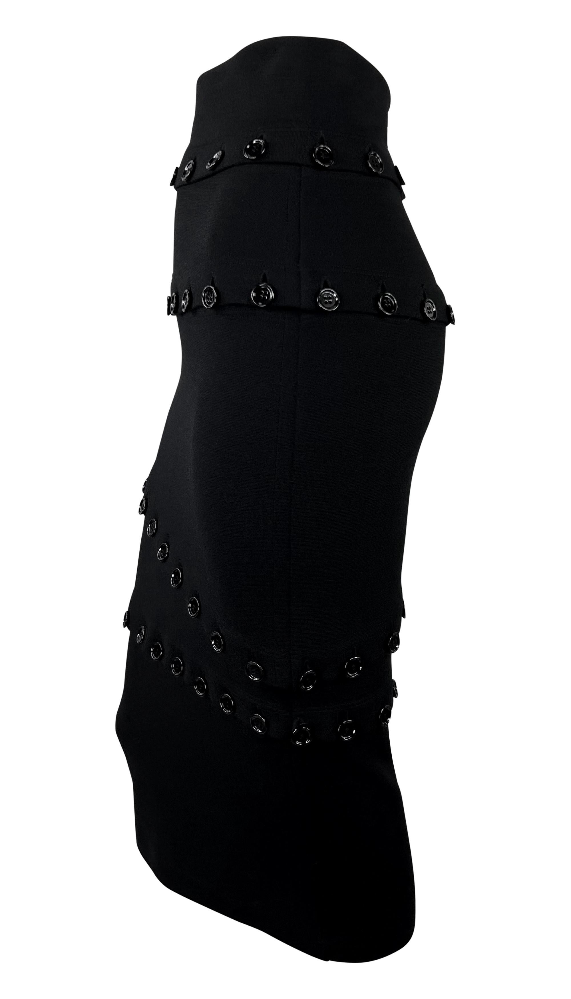 F/W 2003 Dolce & Gabbana Falda Bodycon Transformable con Botones en venta 1