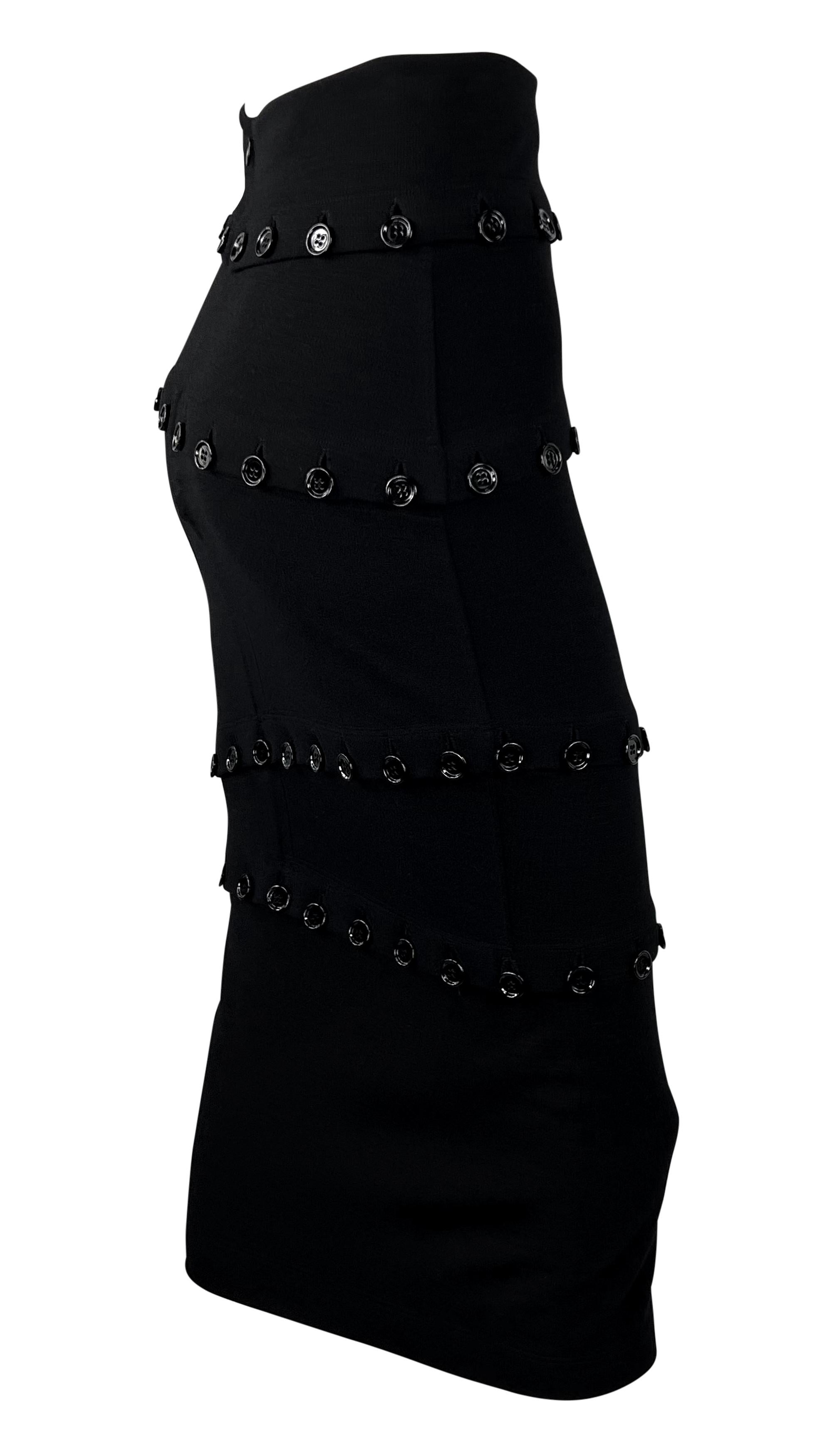 F/W 2003 Dolce & Gabbana Falda Bodycon Transformable con Botones en venta 3