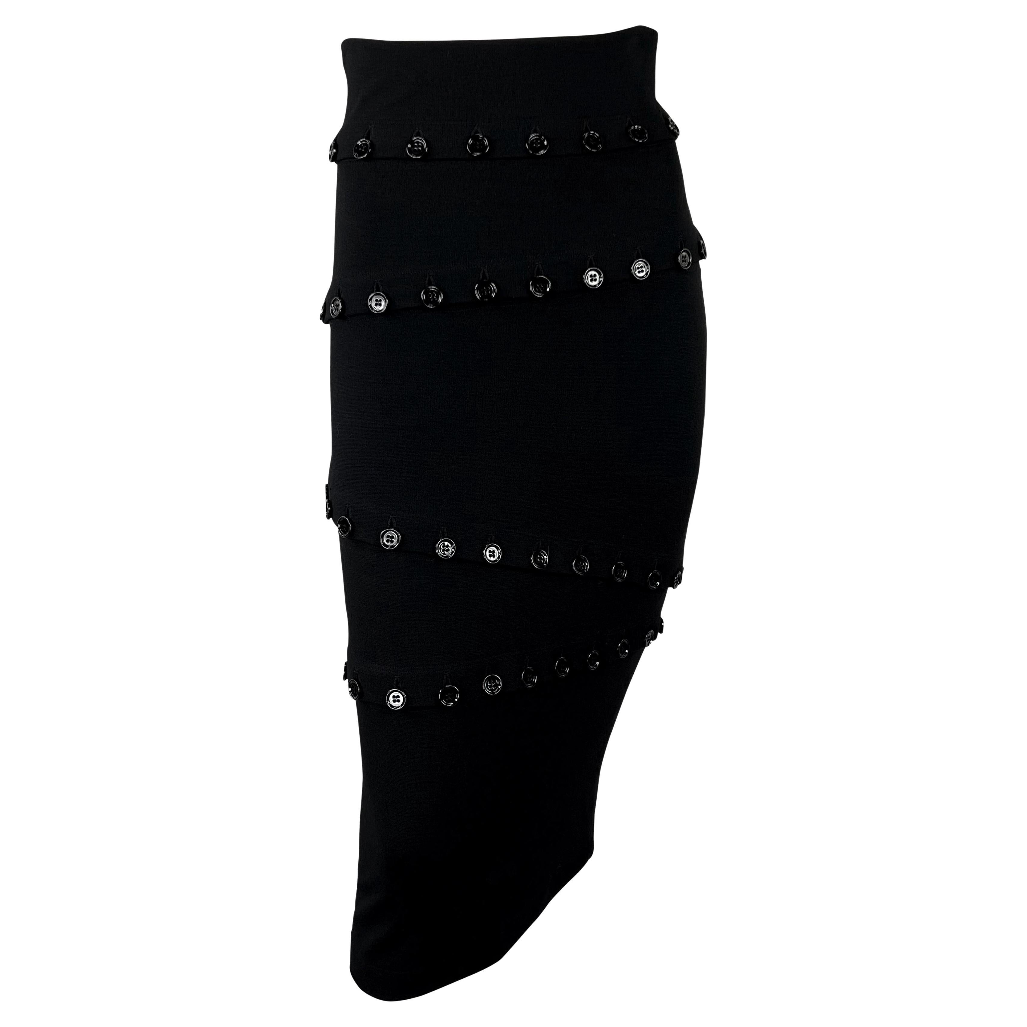 F/W 2003 Dolce & Gabbana Falda Bodycon Transformable con Botones en venta