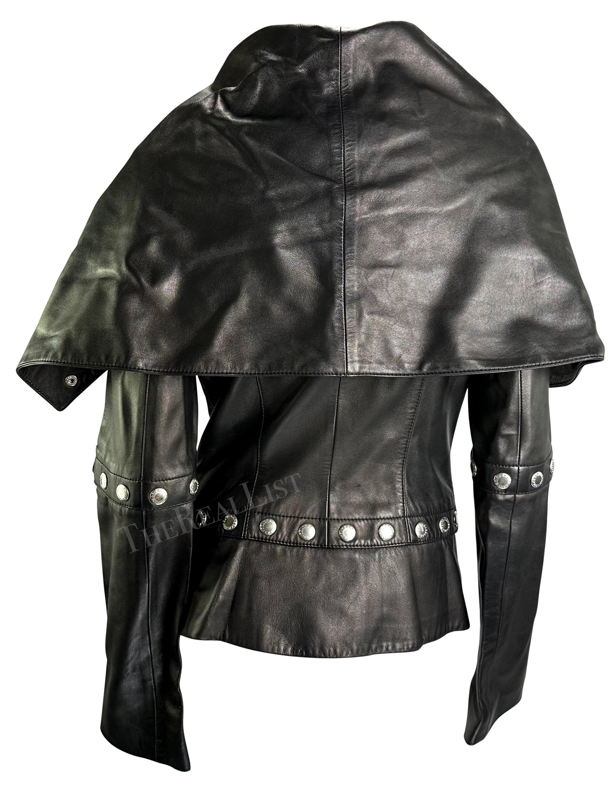 Women's F/W 2003 Dolce & Gabbana Convertible Black Leather Logo Snap Jacket For Sale