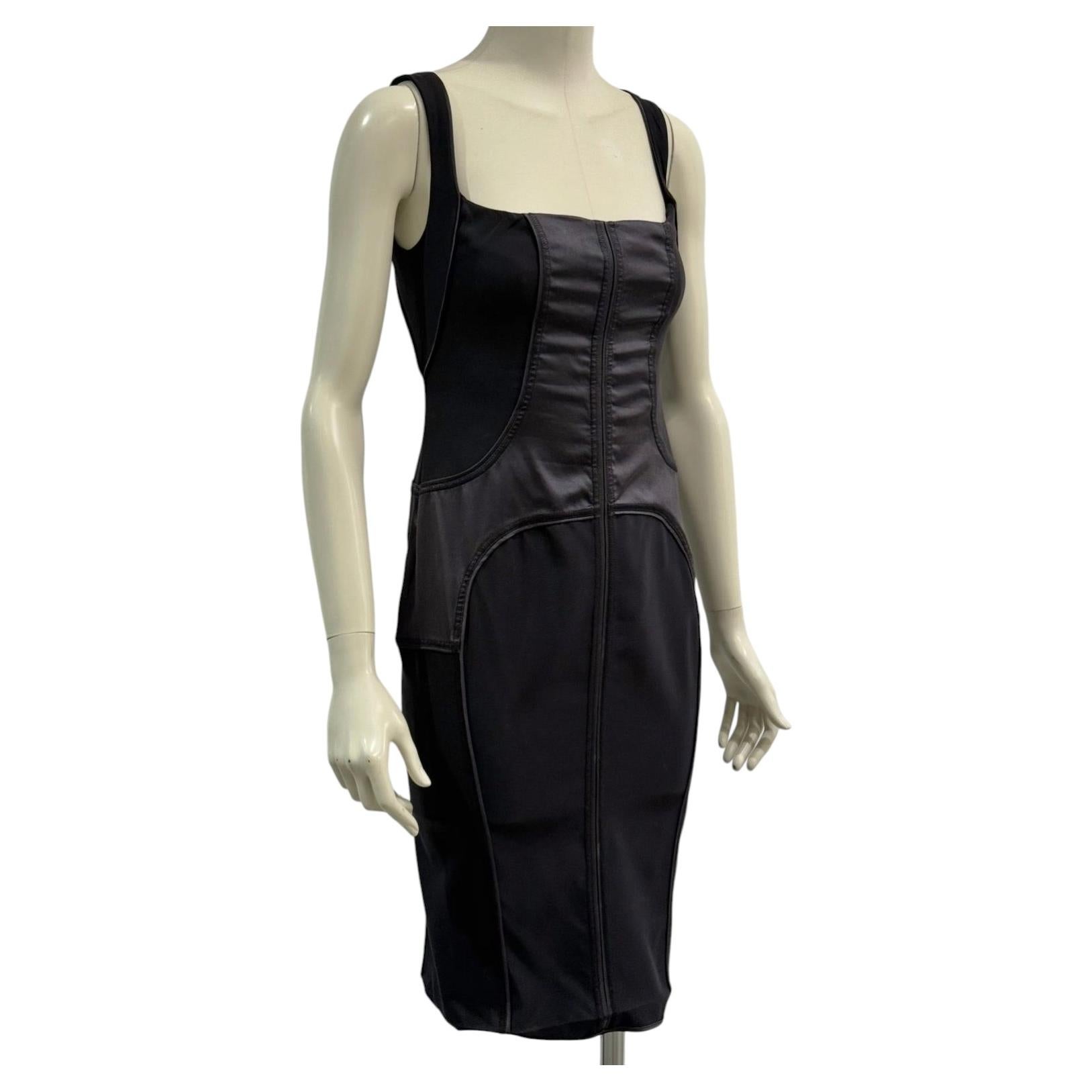 F/W 2003 Gucci by Tom Ford Korsett-Midikleid