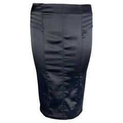 F/W 2003 Gucci by Tom Ford Grauer Bodycon-Rock aus Seiden-Satin