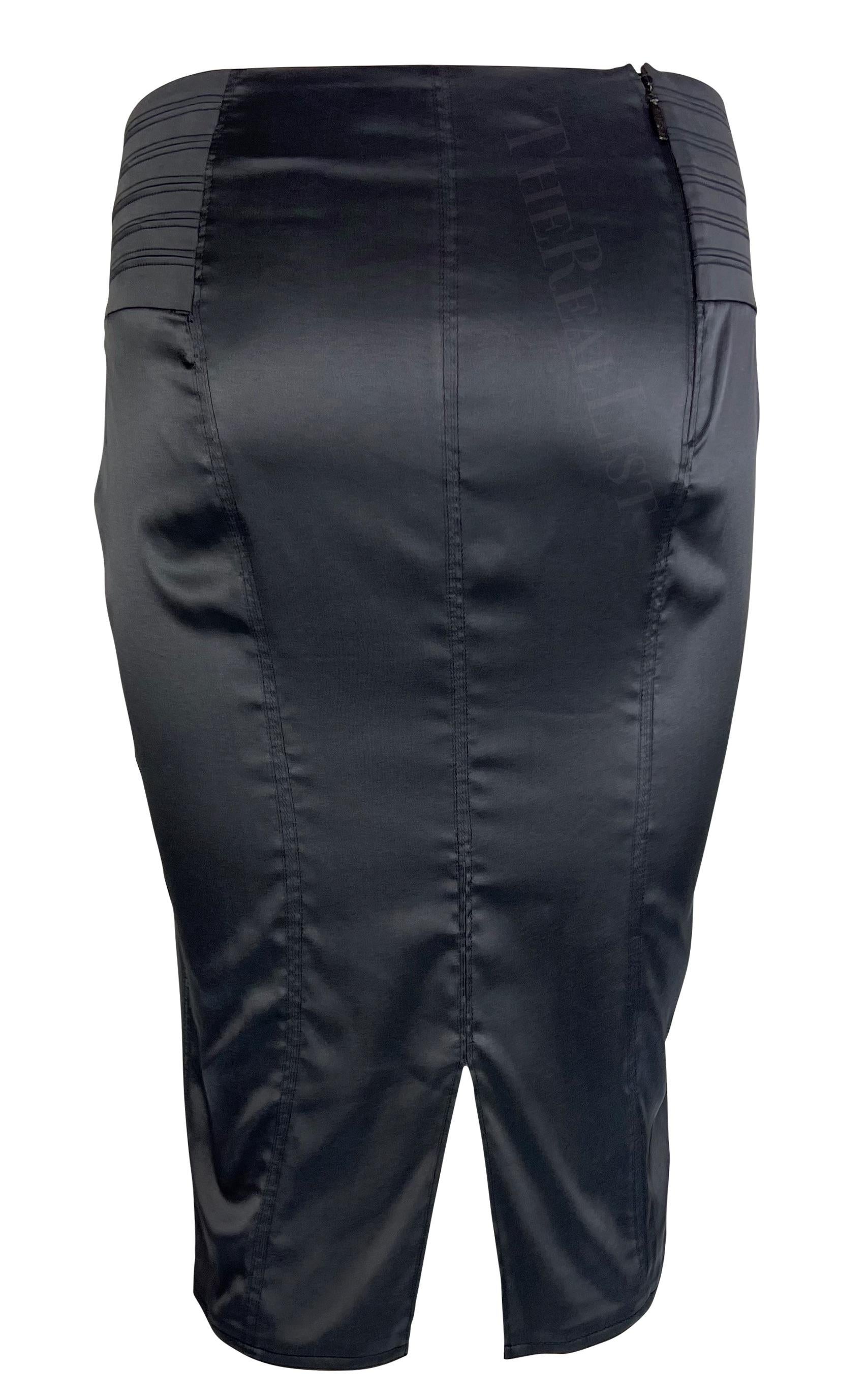 Women's F/W 2003 Gucci by Tom Ford Grey Silk Satin Bodycon Skirt For Sale