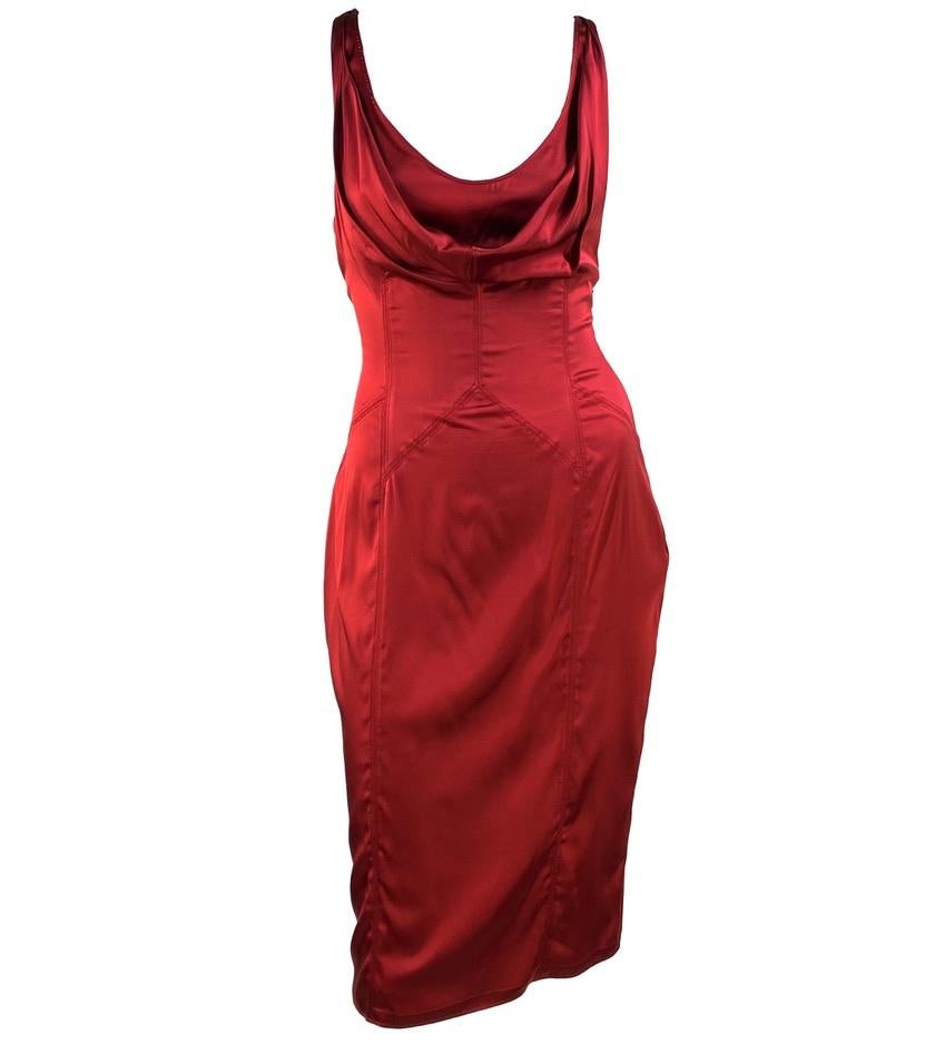 F/W 2003 Gucci by Tom Ford Red Silk Satin Corset Belted Runway Dress For Sale 1