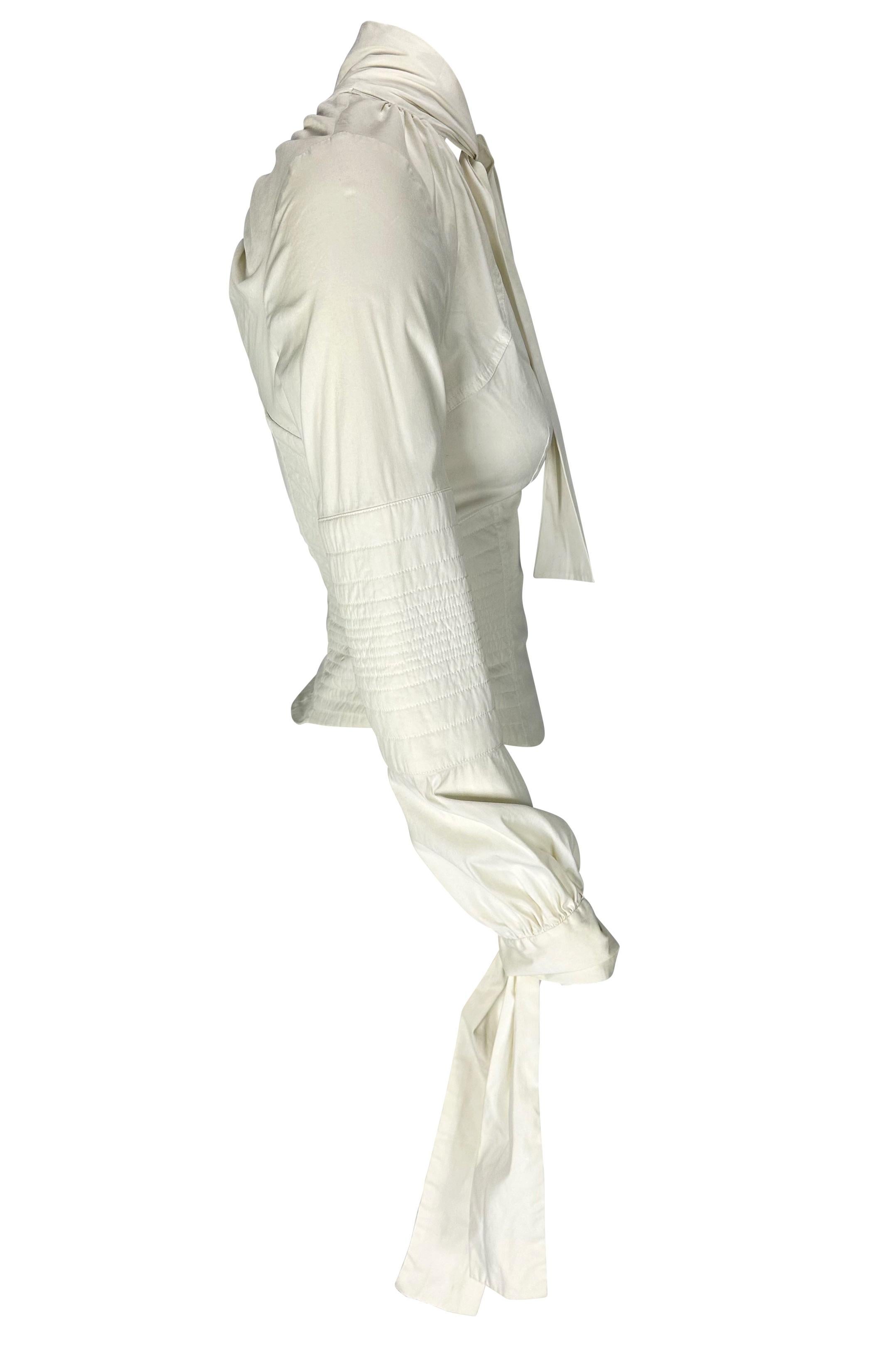 F/W 2003 Gucci by Tom Ford Ruched White Stretch Cotton Quilted Tie Blouse For Sale 1