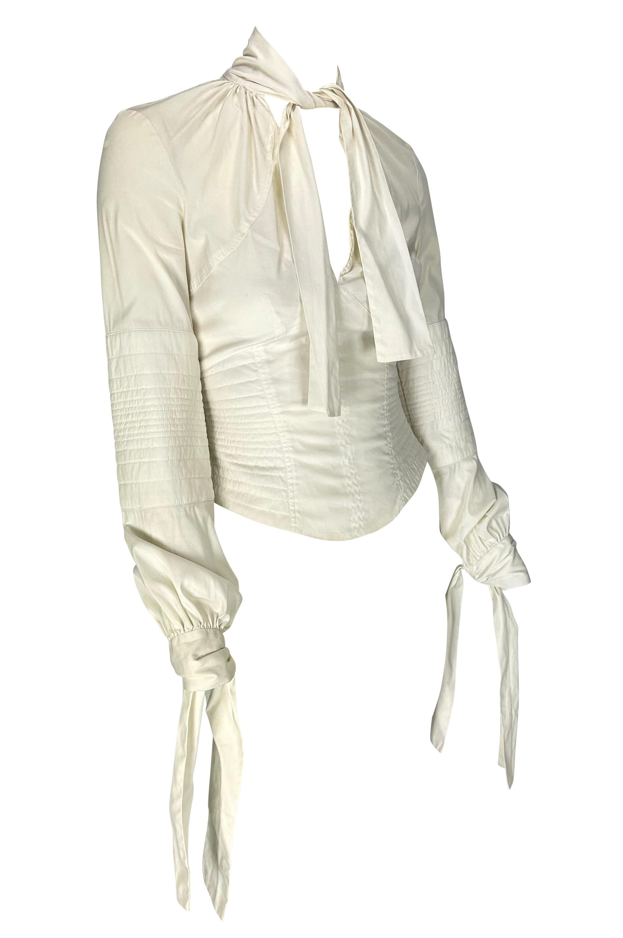 F/W 2003 Gucci by Tom Ford Ruched White Stretch Cotton Quilted Tie Blouse For Sale 2