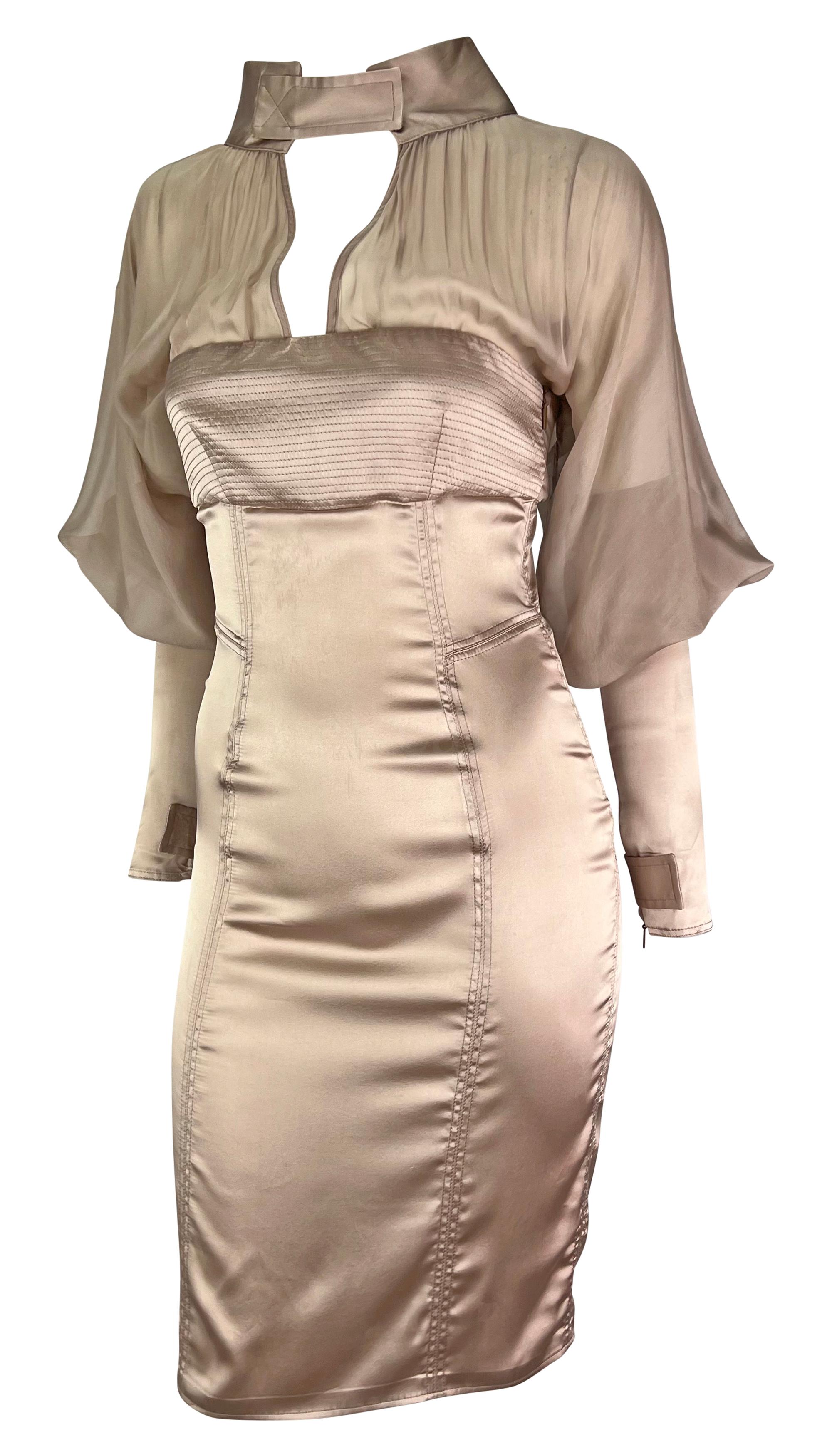 F/W 2003 Gucci by Tom Ford Runway Dusty Pink Silk Satin Mini Dress In Good Condition For Sale In West Hollywood, CA