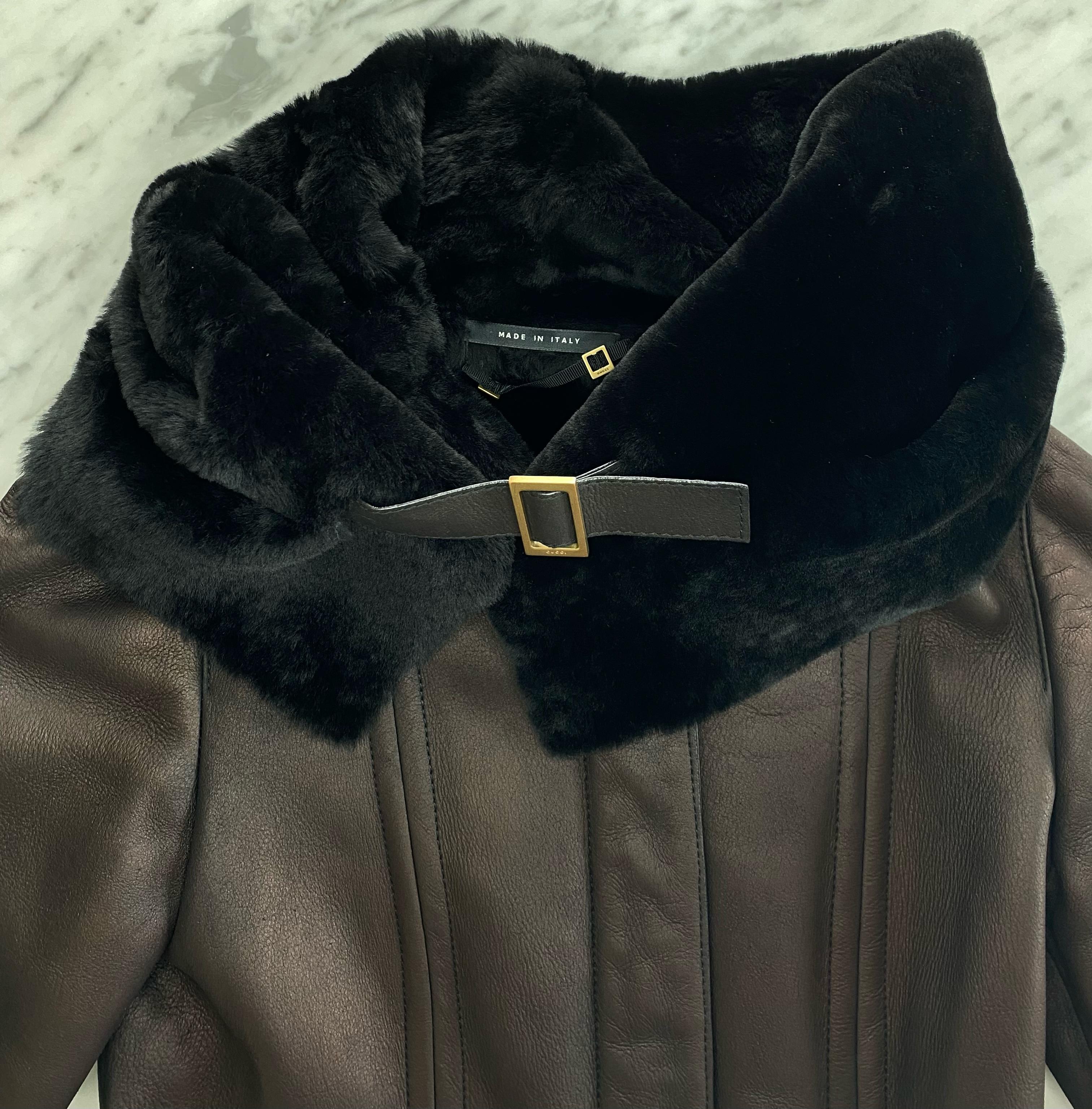 F/W 2003 Gucci by Tom Ford Shearling Leather Metallic Oversized Collar 1