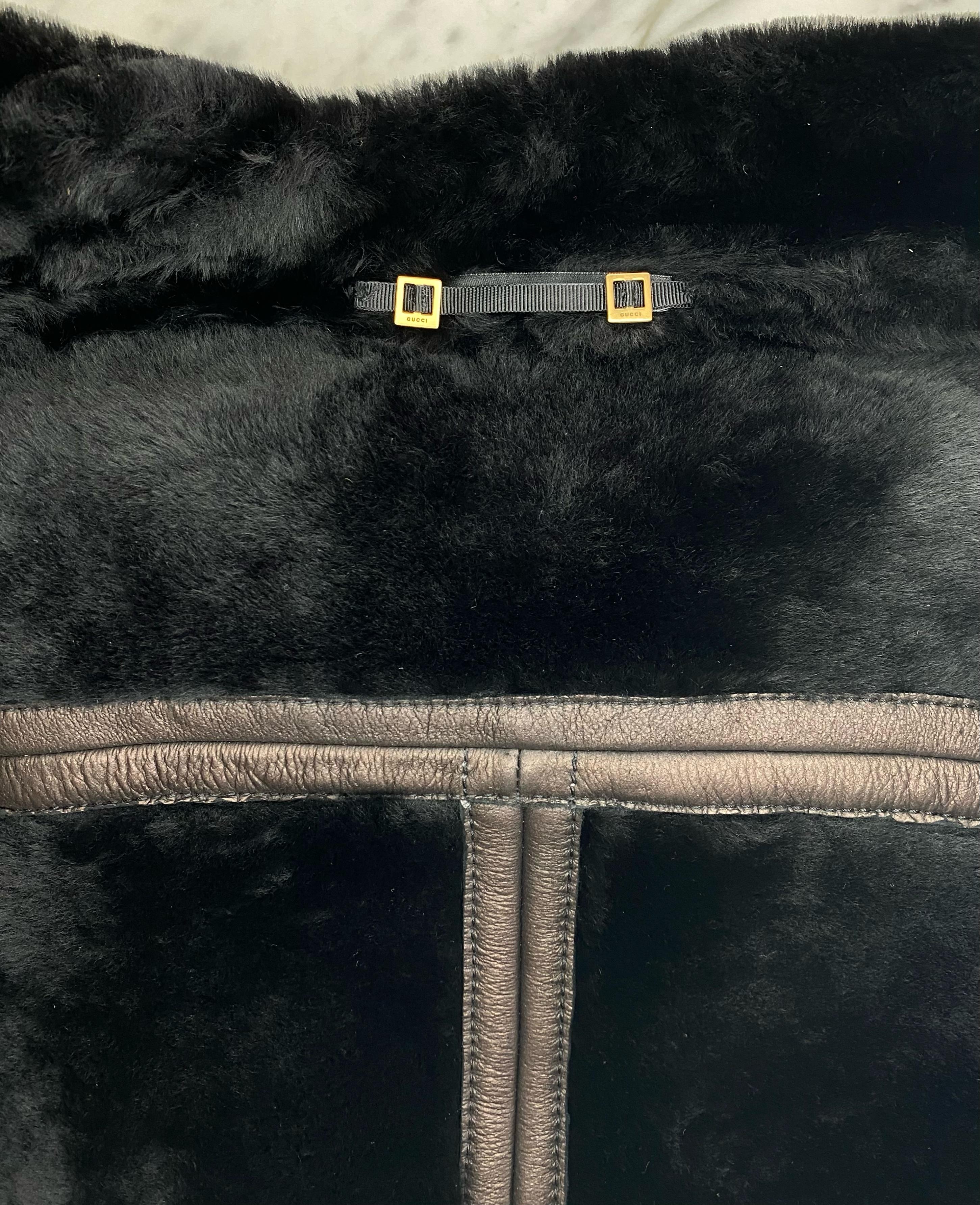F/W 2003 Gucci by Tom Ford Shearling Leather Metallic Oversized Collar 3