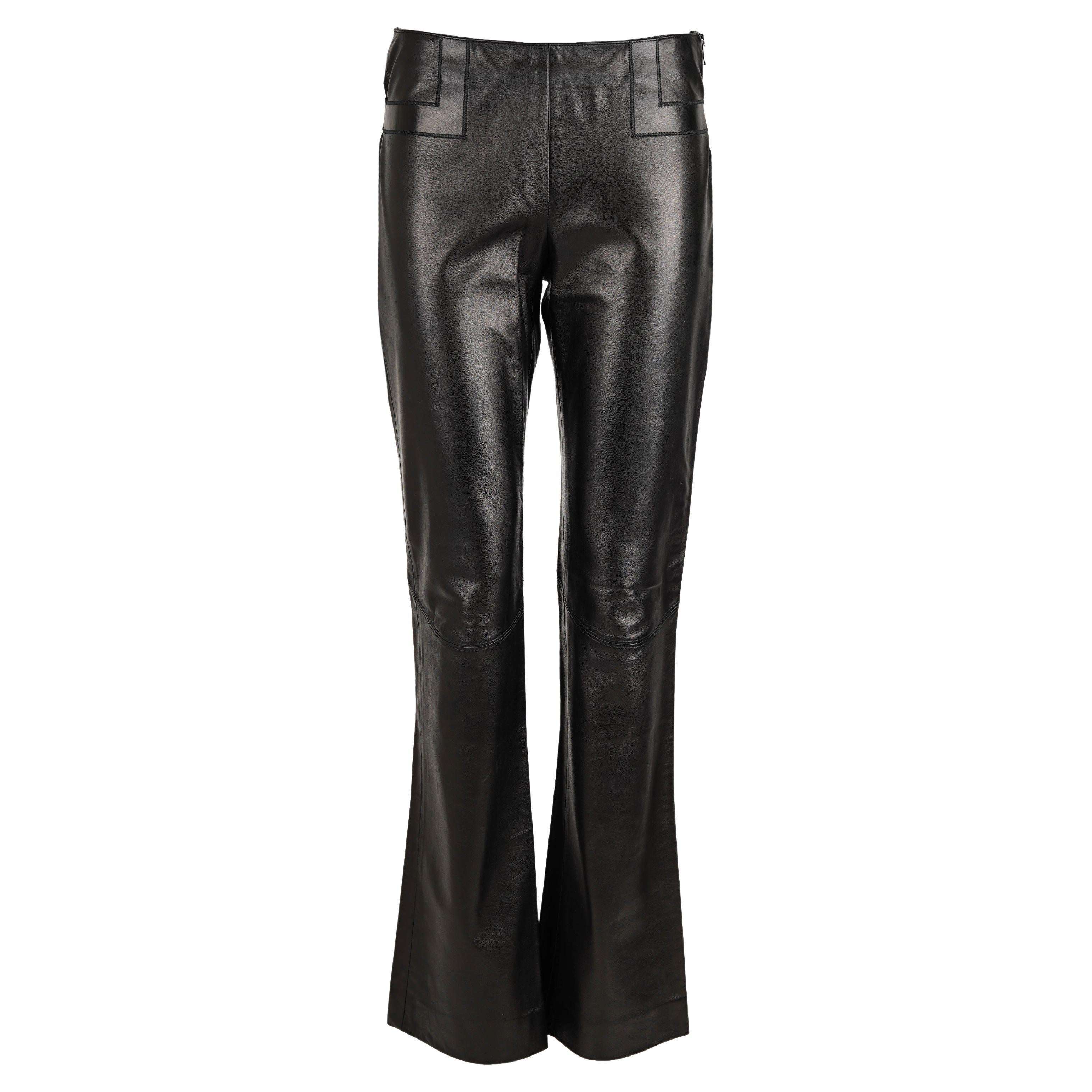 A/I 2003 Gucci by Tom Ford Pantaloni in pelle nera liscia morbida con fibbia dorata in vendita