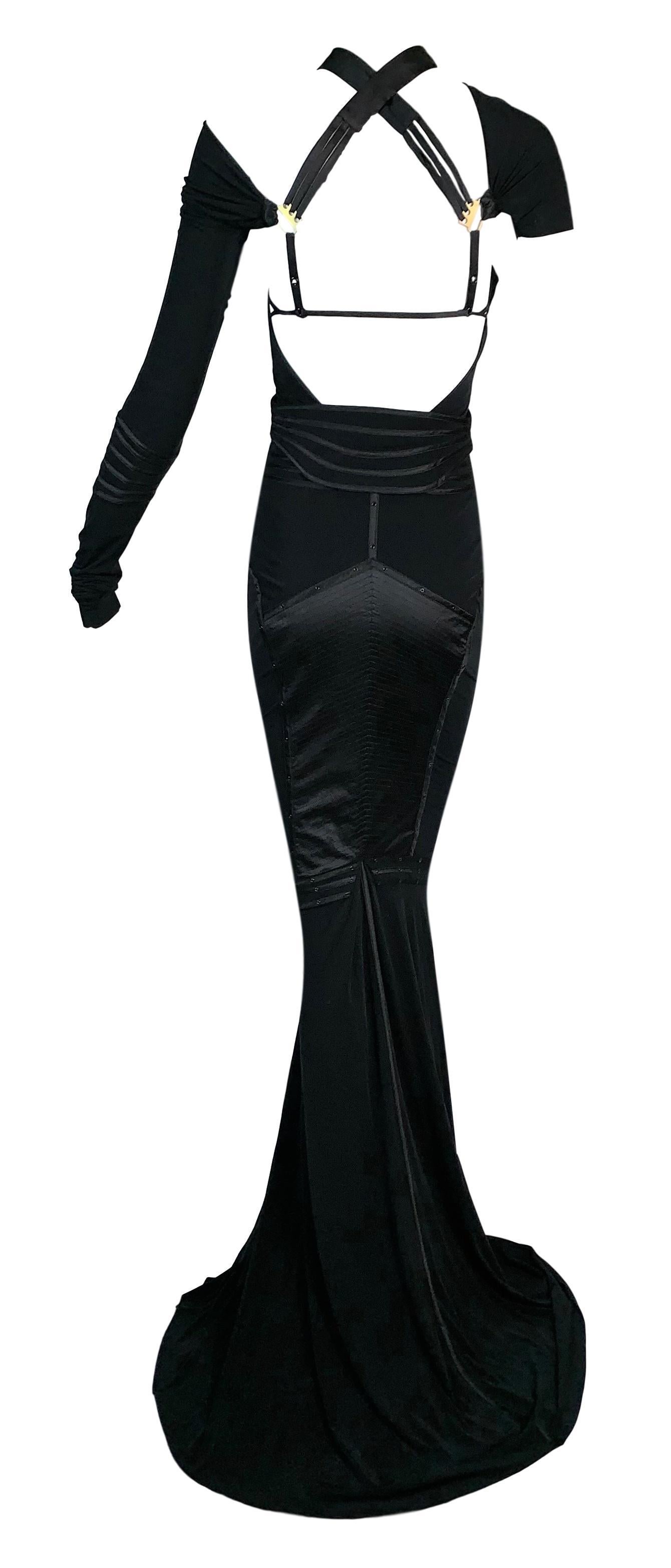DESIGNER: F/W 2003 Gucci by Tom Ford

Please contact for more information and/or photos.

CONDITION: Good- No holes or stains

FABRIC:  Stretchy blend

COUNTRY MADE: Italy

SIZE: 42 but runs small

MEASUREMENTS; provided as a courtesy only- not a