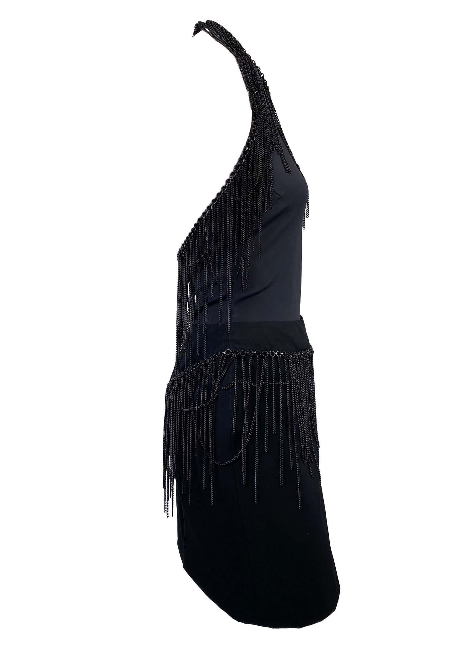 Nero A/I 2003 Versace by Donatella Versace Set di gonne a catena con top nero e frange in vendita