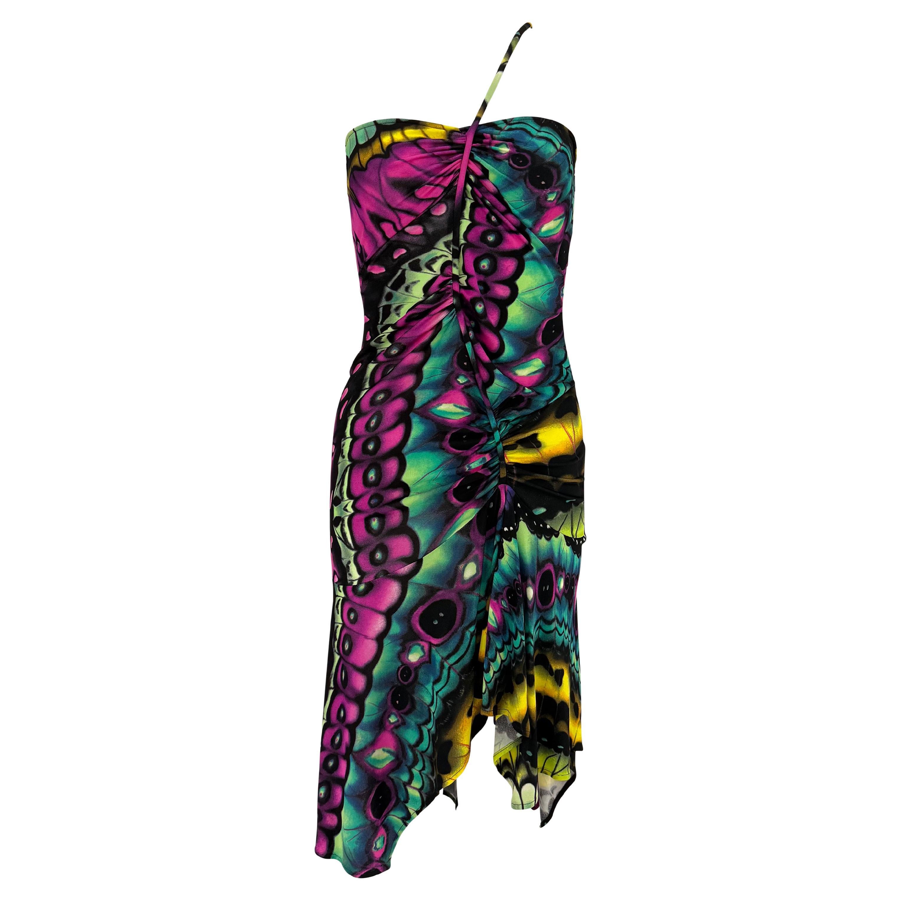 A/I 2003 Versace by Donatella Versace, vestito con stampa a farfalla e increspato, con taglio a flare. in vendita