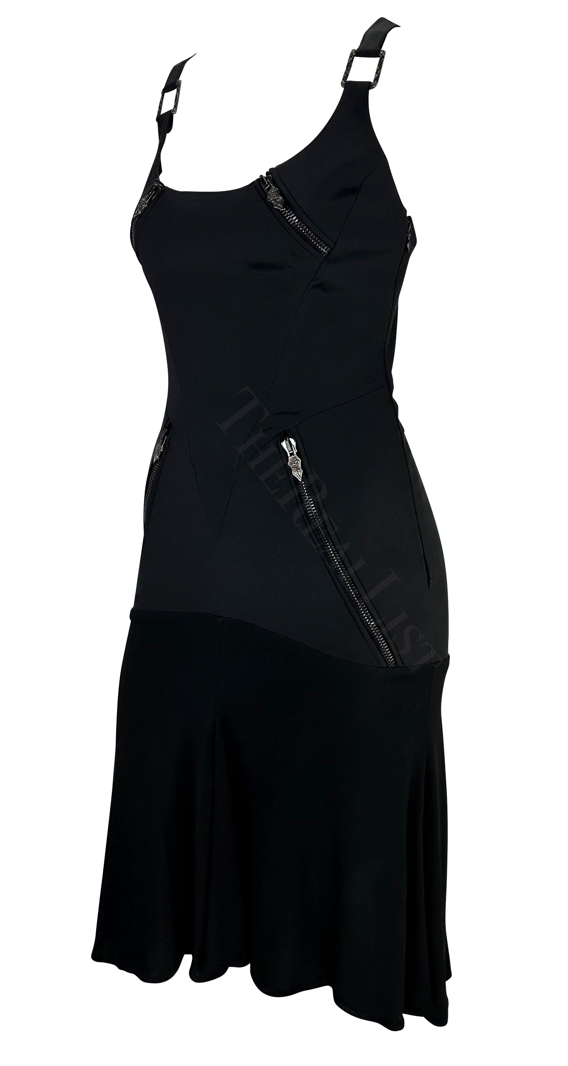 F/W 2003 Versace by Donatella Runway Black Zipper Strap Flare Runway Dress For Sale 1