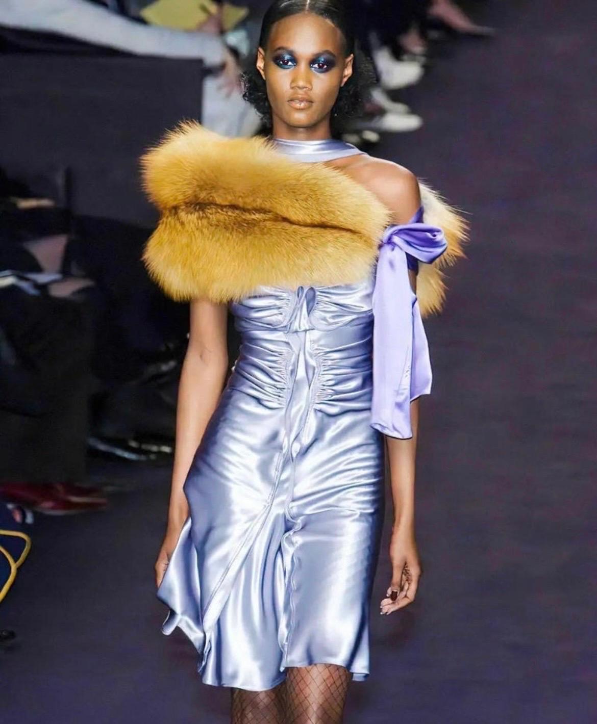 F/W 2003 Vintage Tom Ford für Yves Saint Laurent Laufstegkleid, Vintage (Grau) im Angebot