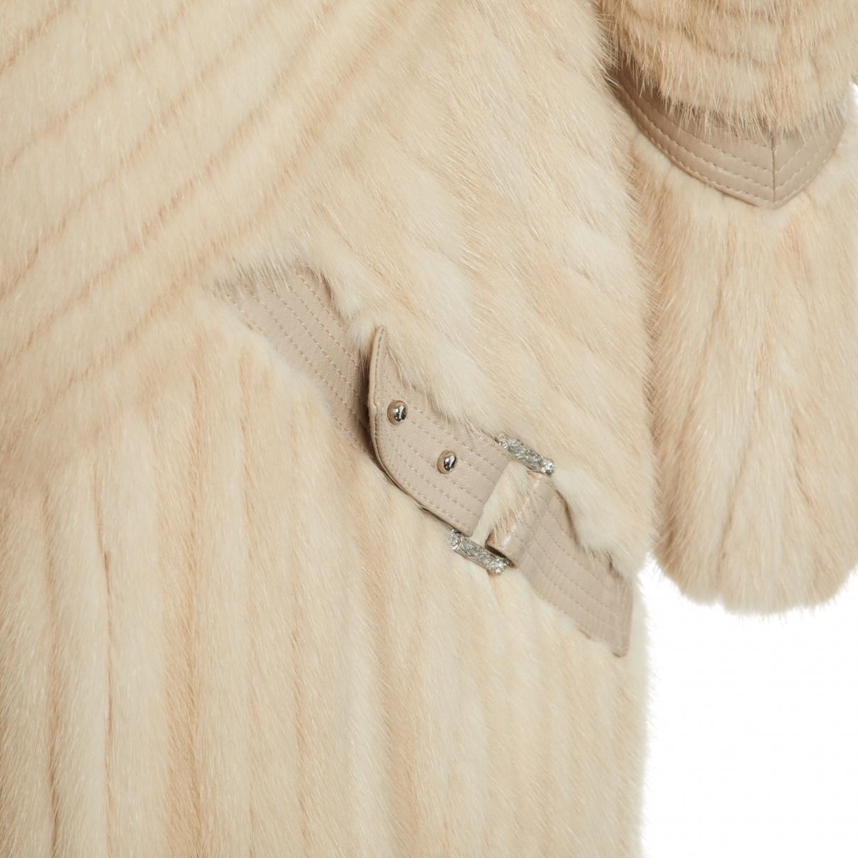 F/W 2003 Vintage VERSACE runway mink fur coat with leather detail In Excellent Condition In Montgomery, TX