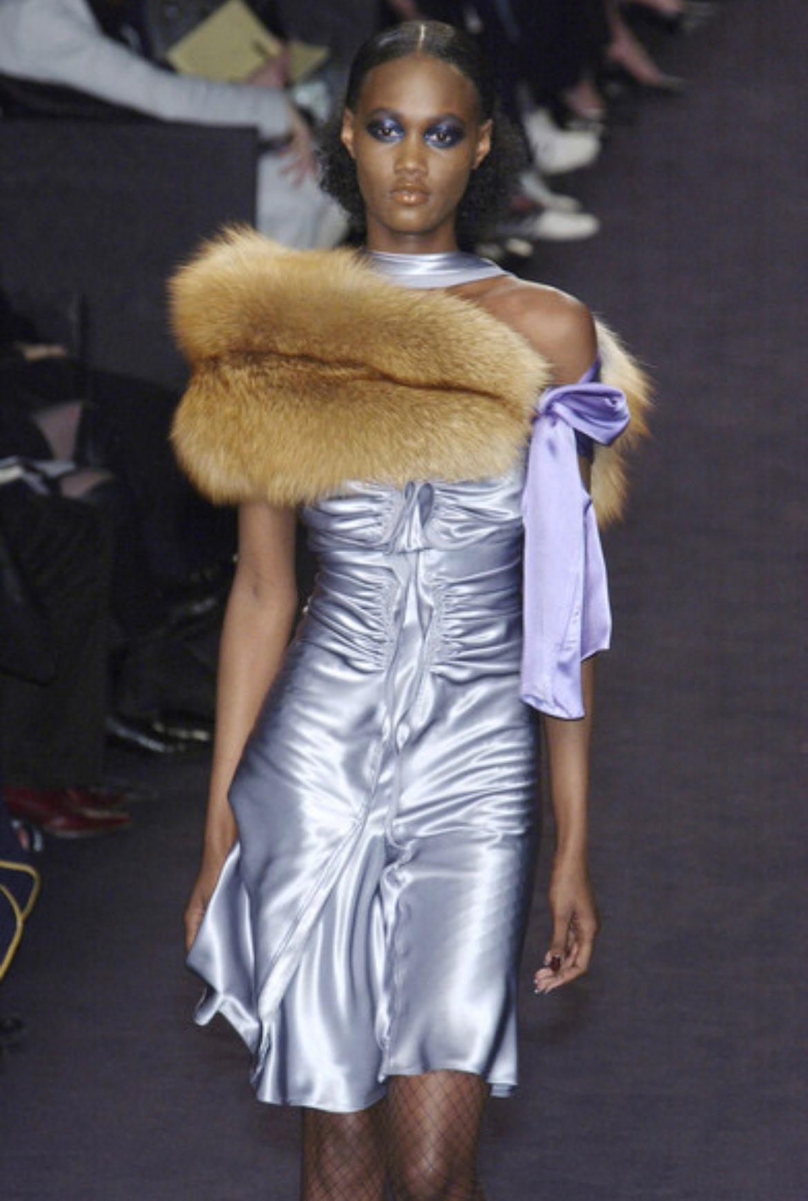 F/W 2003 Yves Saint Laurent by Tom Ford Runway Blue Black Fox Fur Satin Stole 4