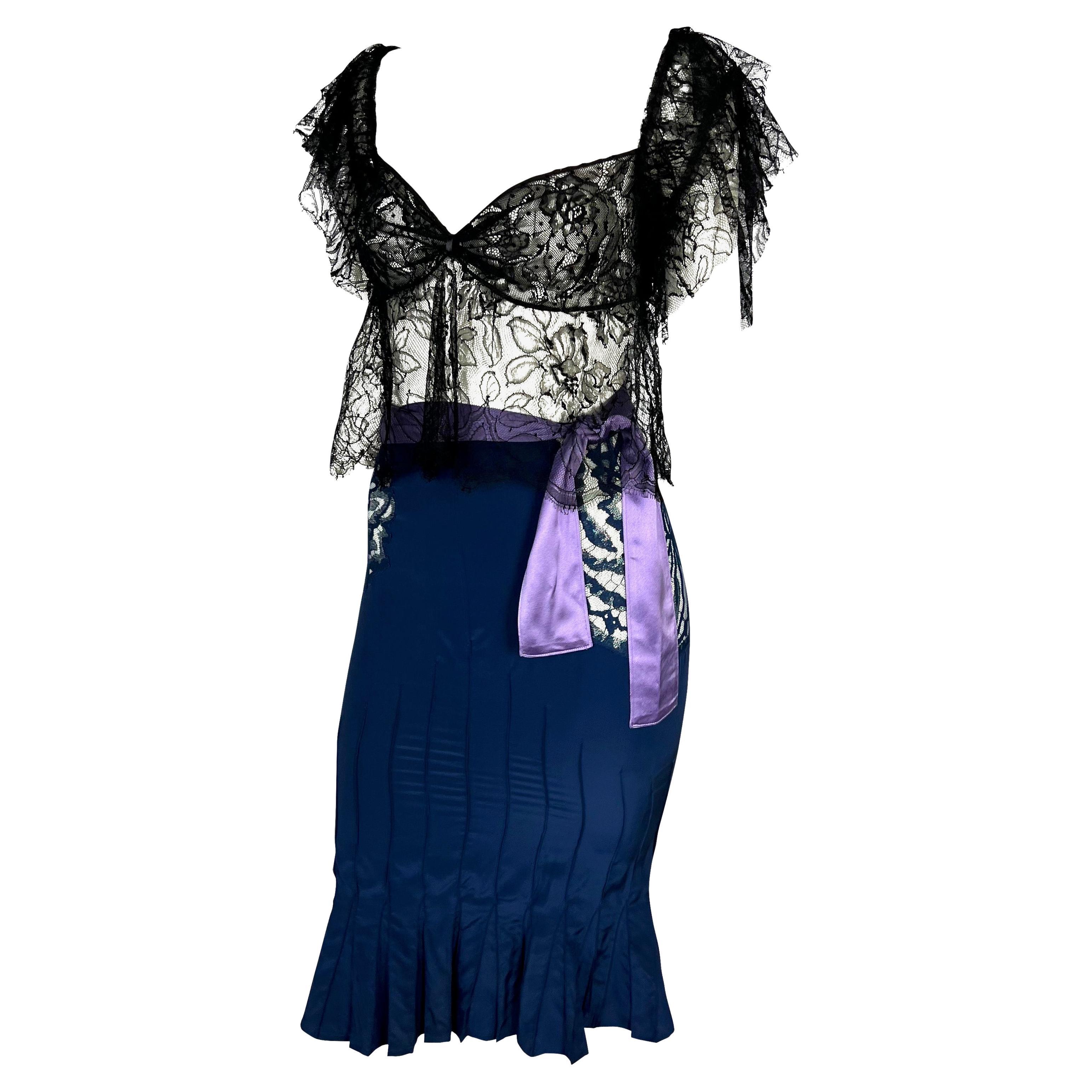 F/W 2003 Yves Saint Laurent by Tom Ford Runway Purple Satin Sheer Lace Skirt Set In Good Condition For Sale In West Hollywood, CA
