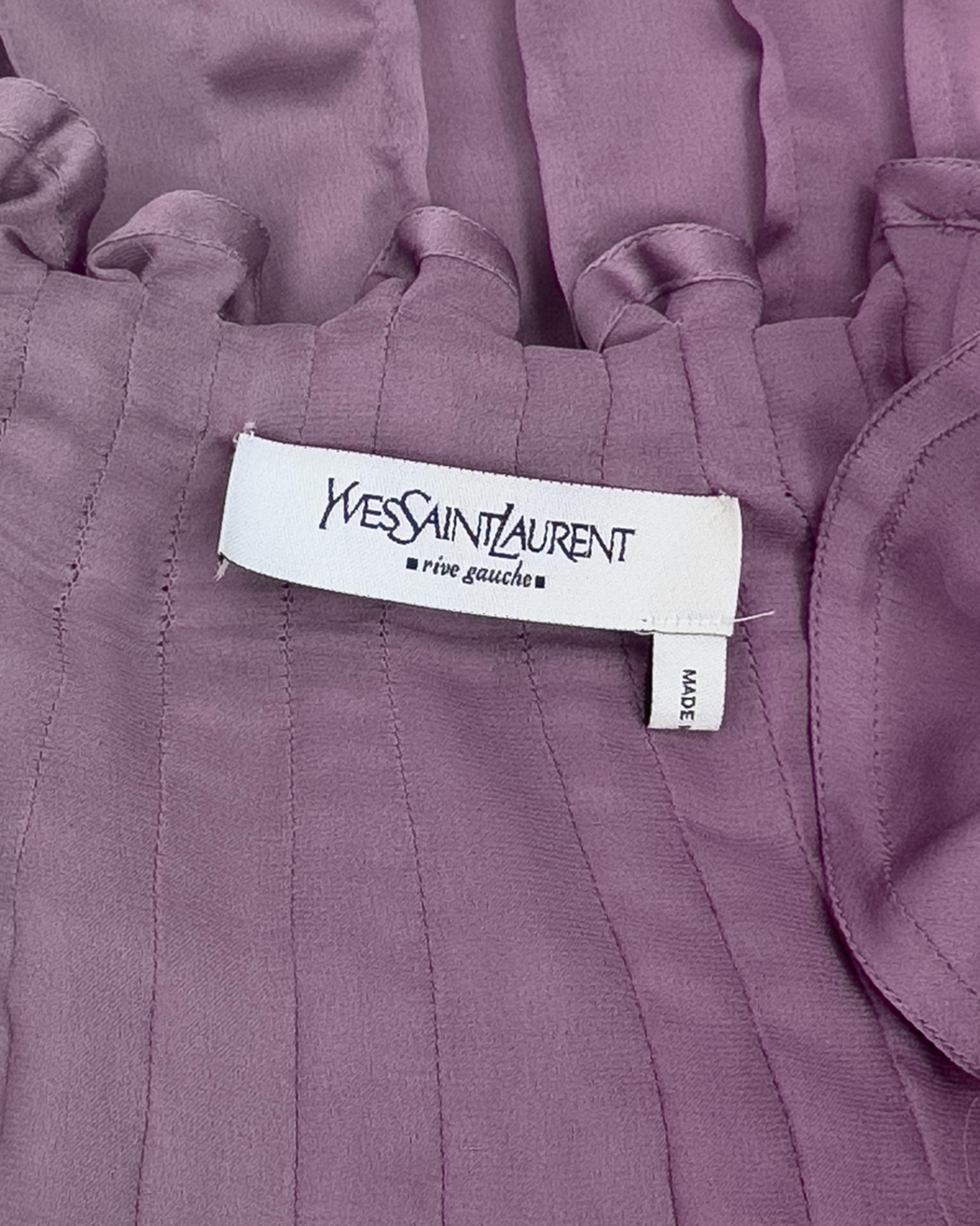 Top in seta con balze e pizzo della passerella A/I 2003 Yves Saint Laurent by Tom Ford in vendita 3