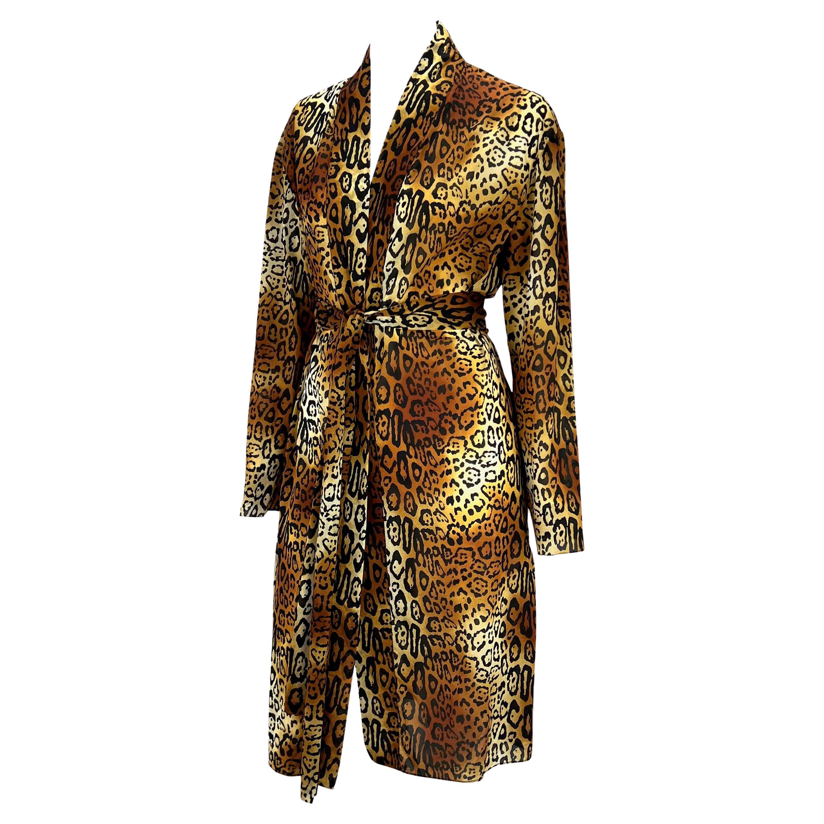 F/W 2004 Christian Dior by John Galliano Braune Robe mit Gepardenmuster aus Seidenmischung (Schwarz) im Angebot