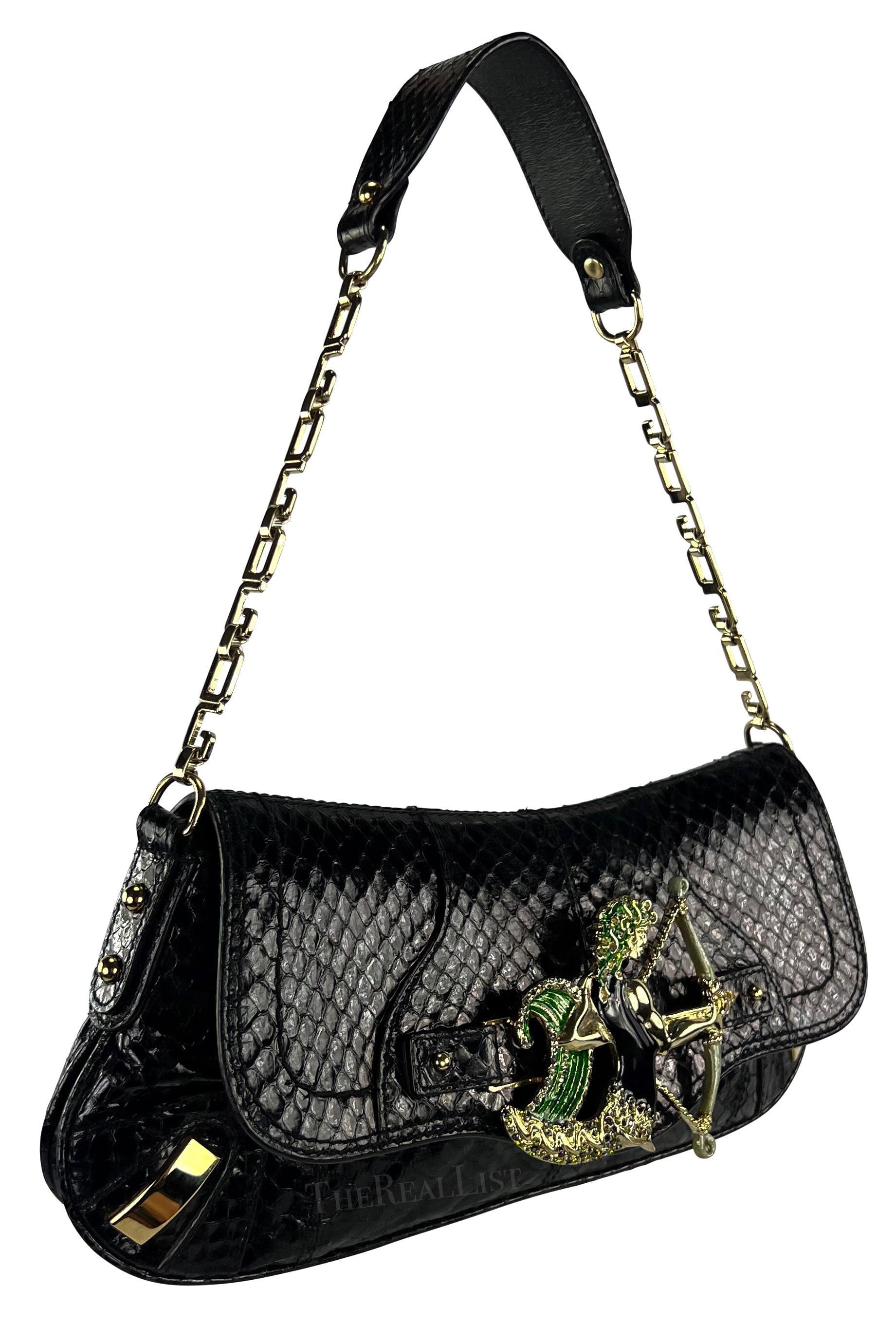 A/I 2004 Dolce & Gabbana Borsa a tracolla in pitone nero con oroscopo del sagittario in vendita 3